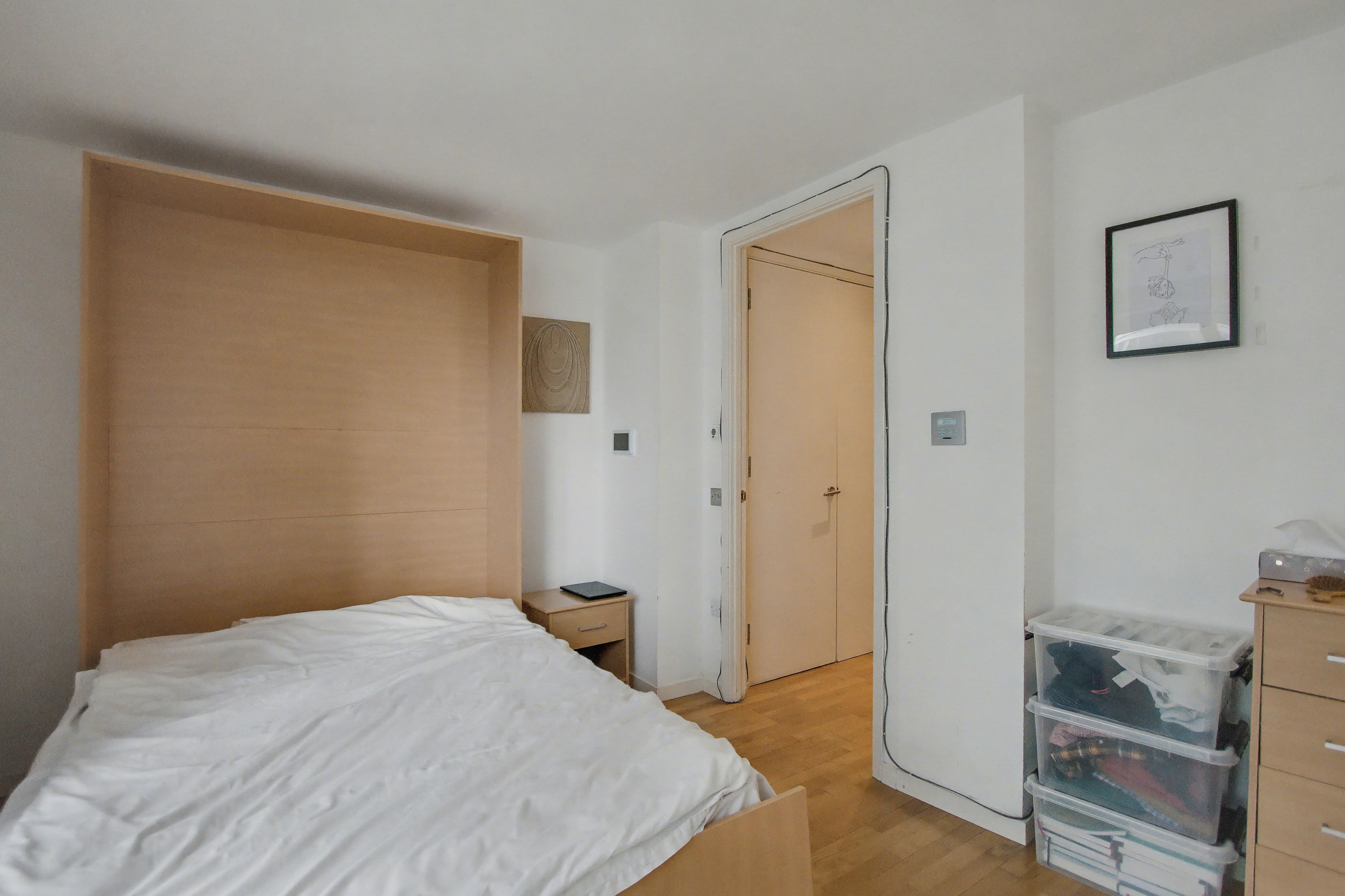 524 New Providence Wharf, 1 Fairmont Avenue, Canary Wharf, London, E14 9PL