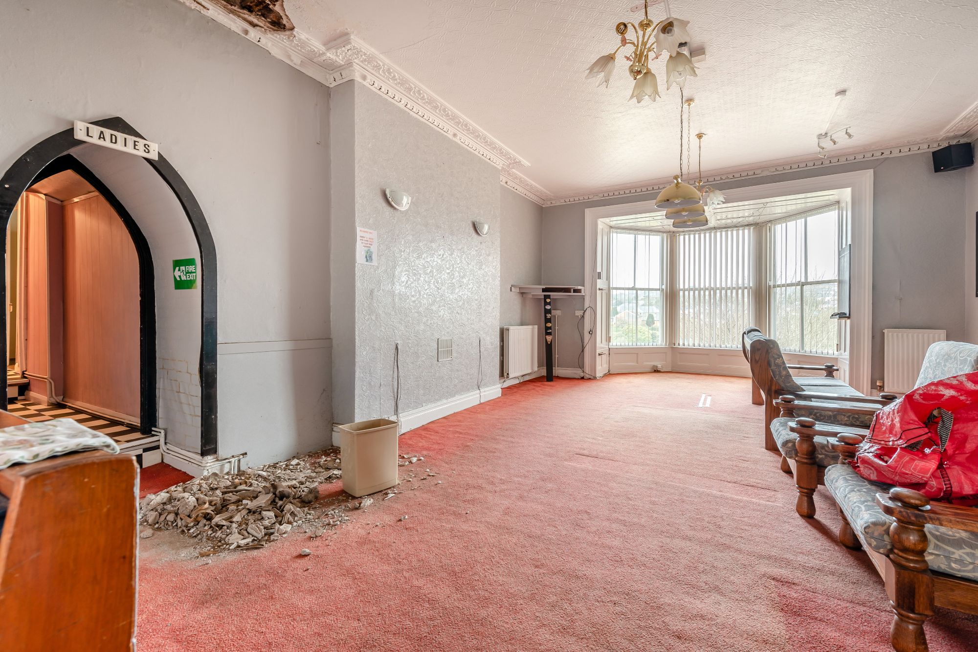 Pembroke & Castlemartin Social Club, Tenby House, Main St, Pembroke, SA71 4HH