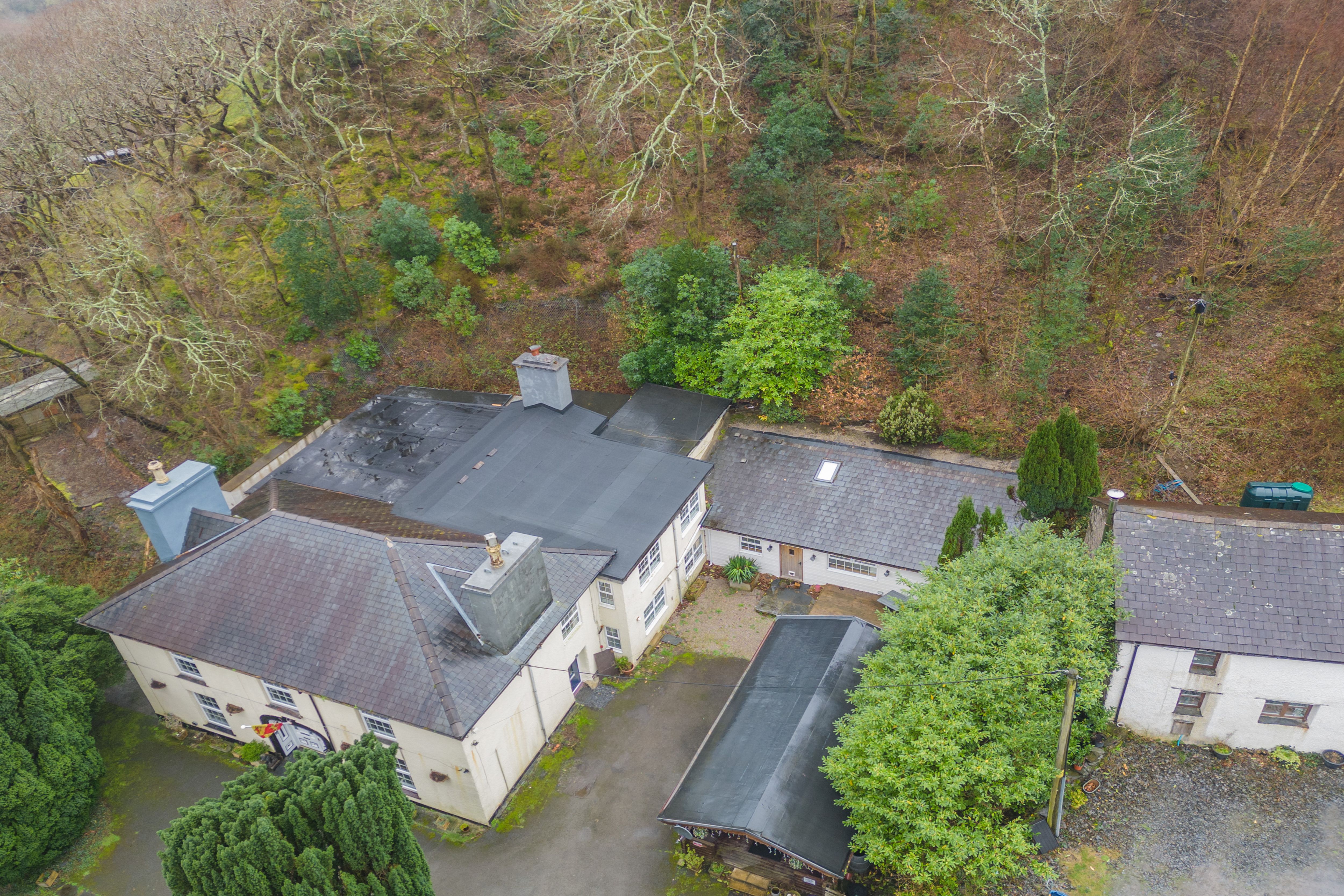 Panteinion Hall, Ffordd Panteinion, Friog, Fairbourne, Gwynedd, LL38 2TJ