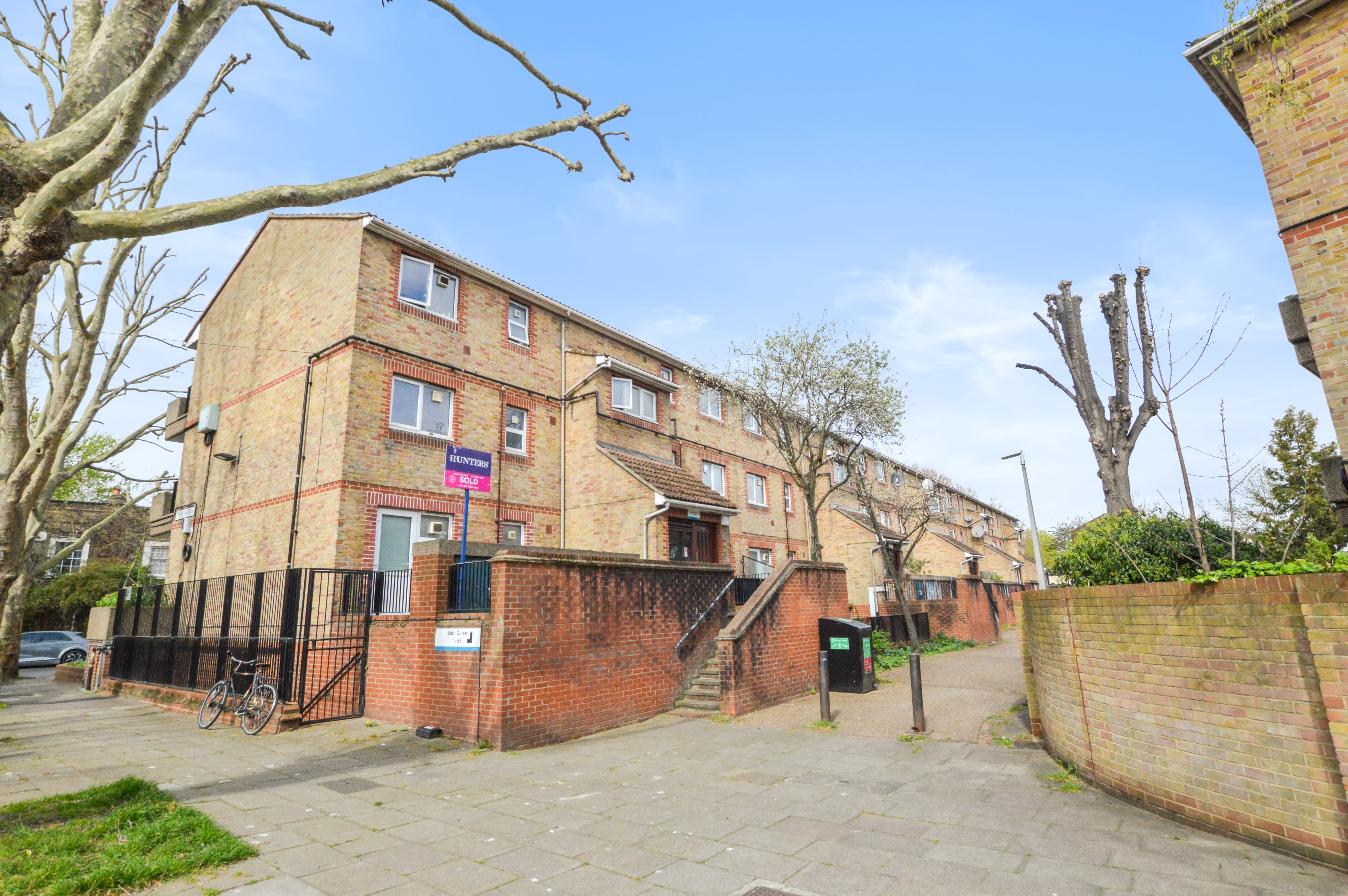 11 Bath Close, Peckham, London, SE15 2JP