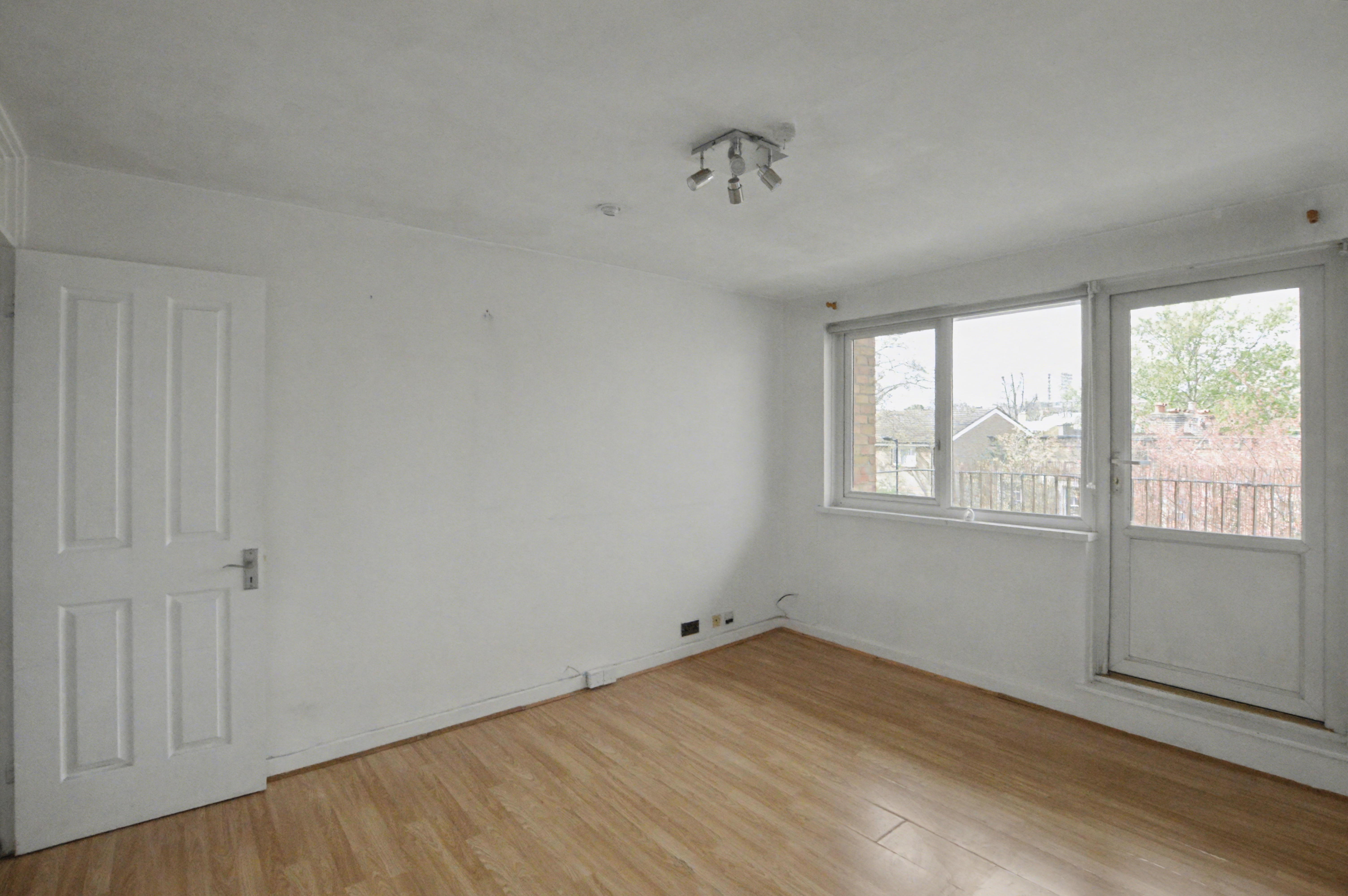 11 Bath Close, Peckham, London, SE15 2JP