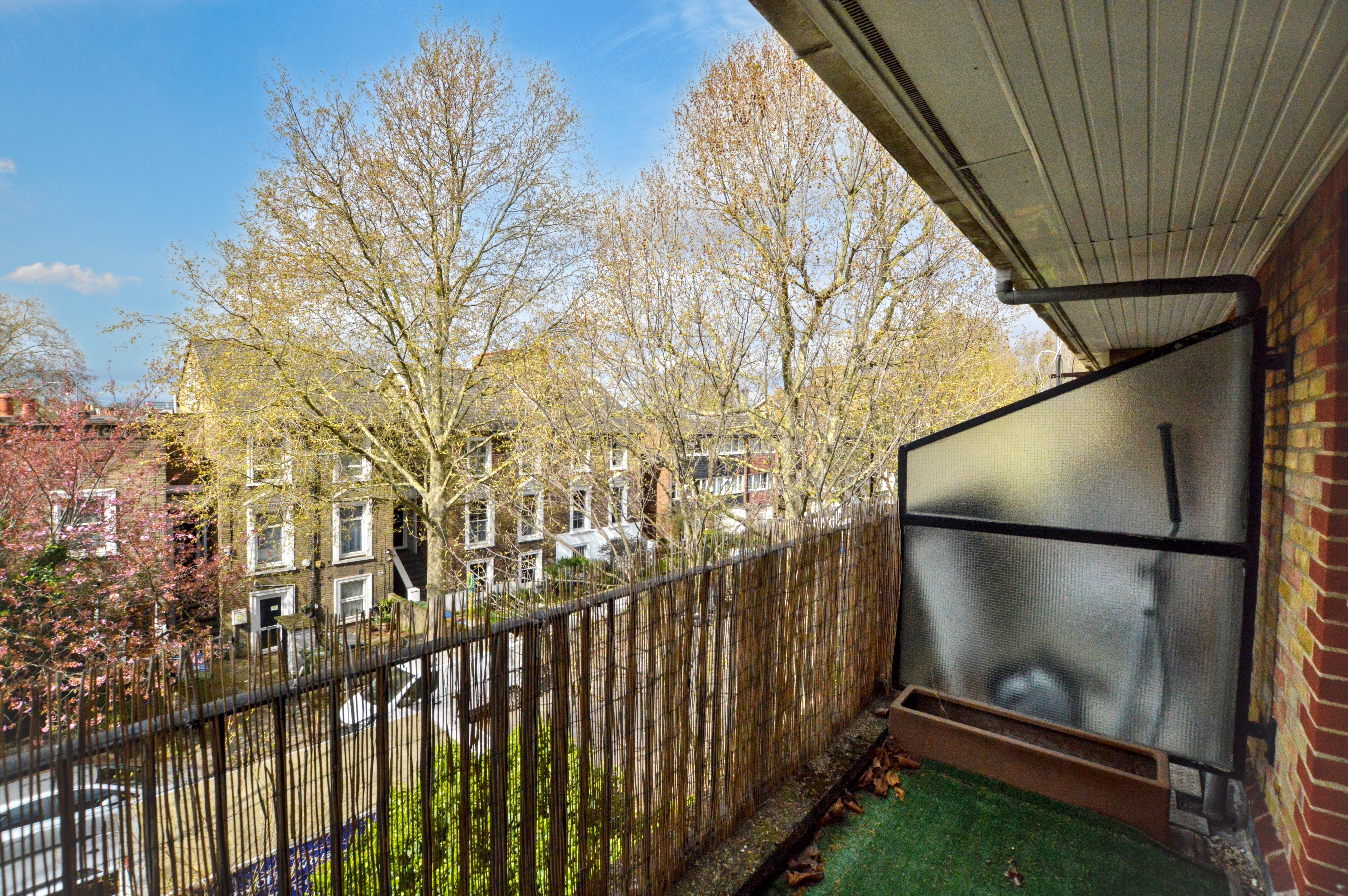 11 Bath Close, Peckham, London, SE15 2JP
