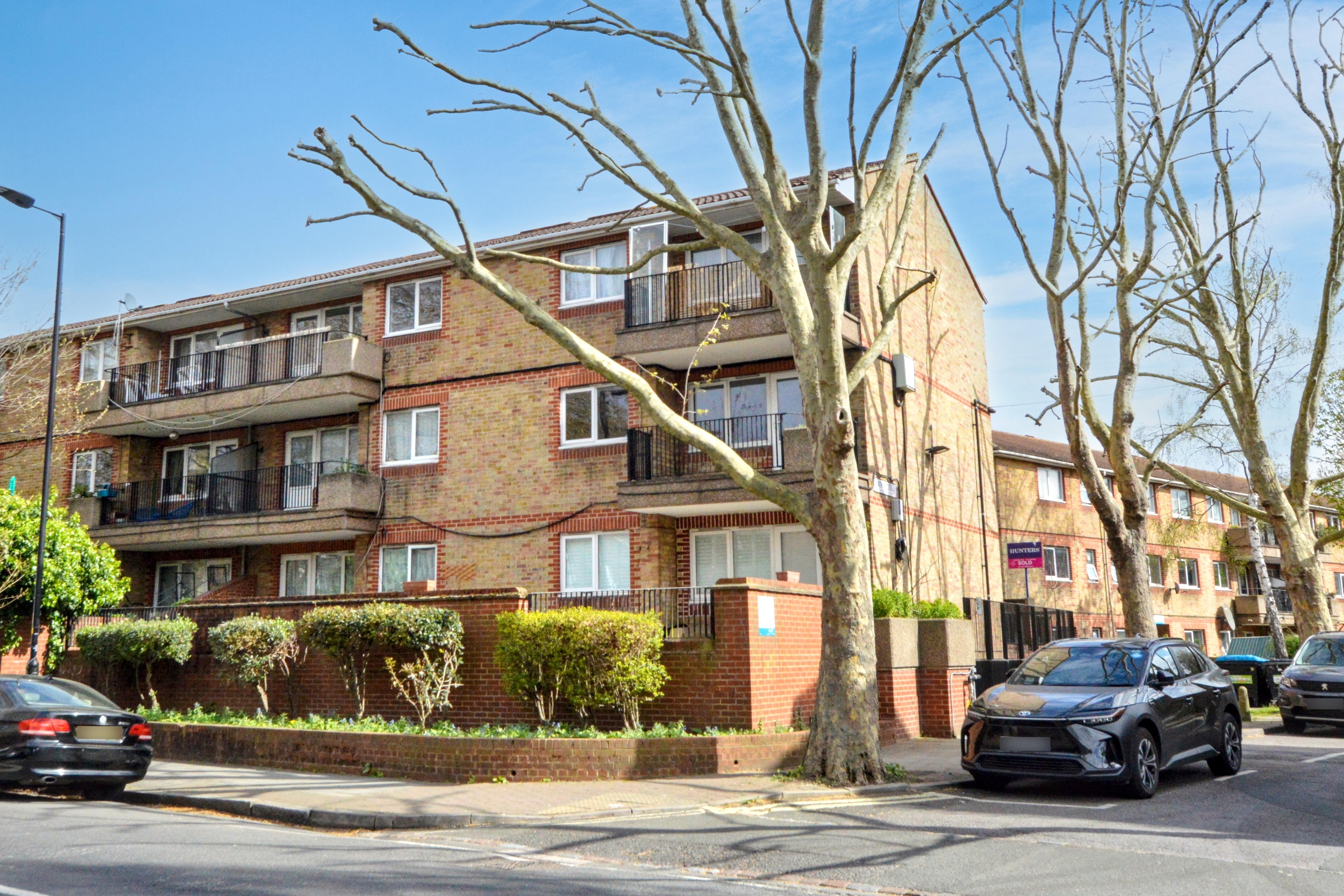11 Bath Close, Peckham, London, SE15 2JP