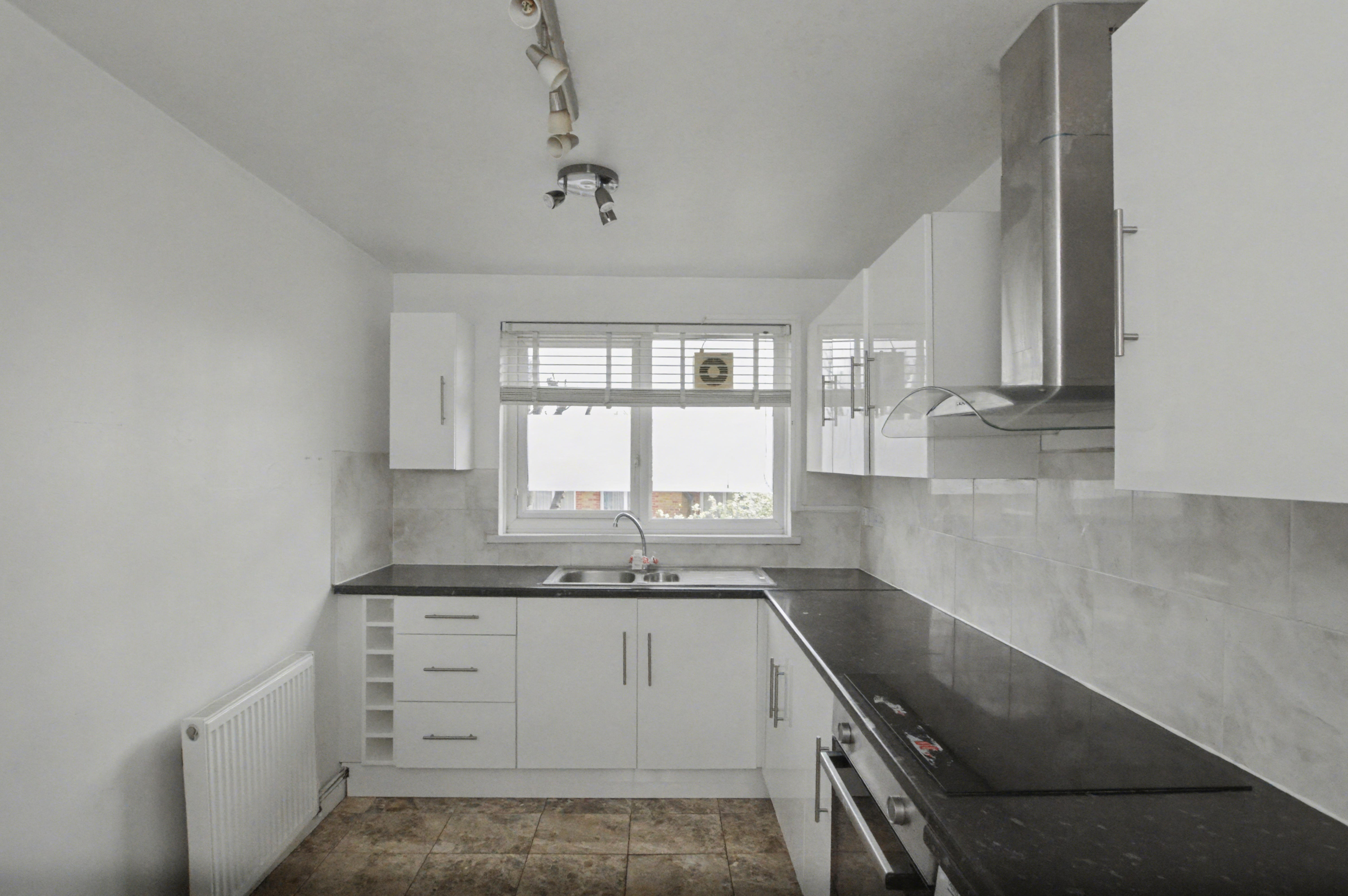 11 Bath Close, Peckham, London, SE15 2JP