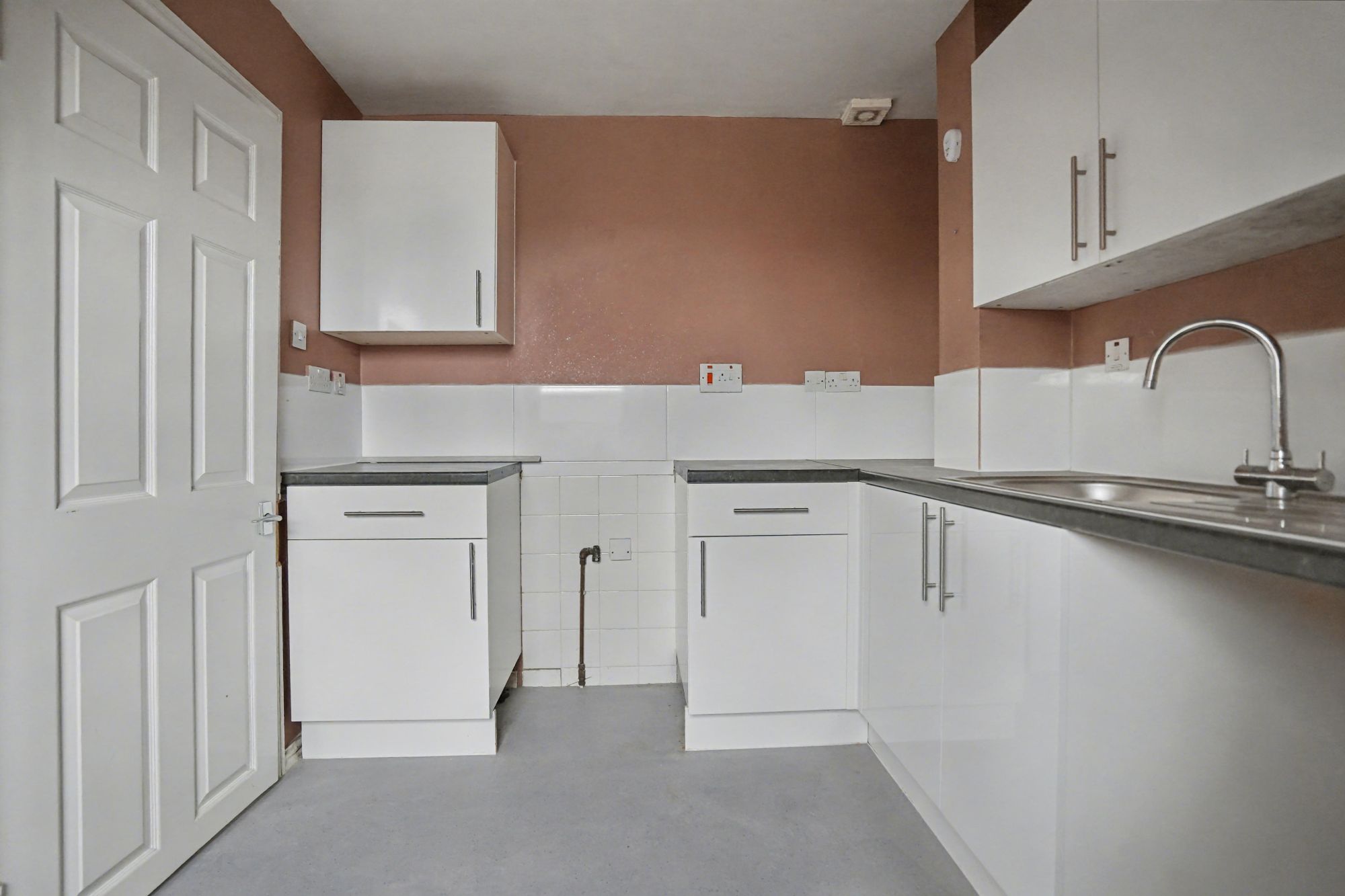 37E Russell Road, London W14 8HT