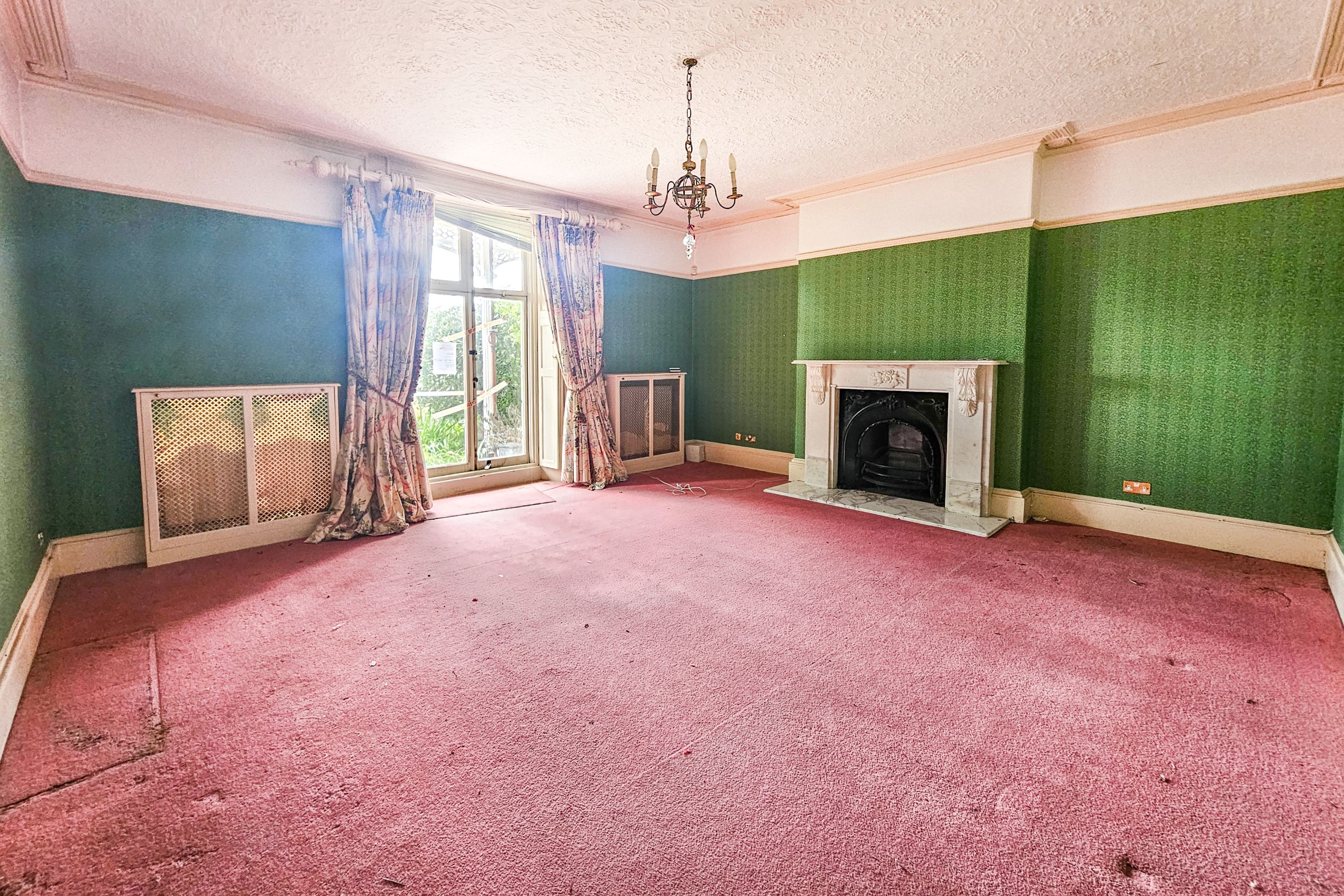 2 Union Terrace, Barnstaple, Devon, EX32 9AB