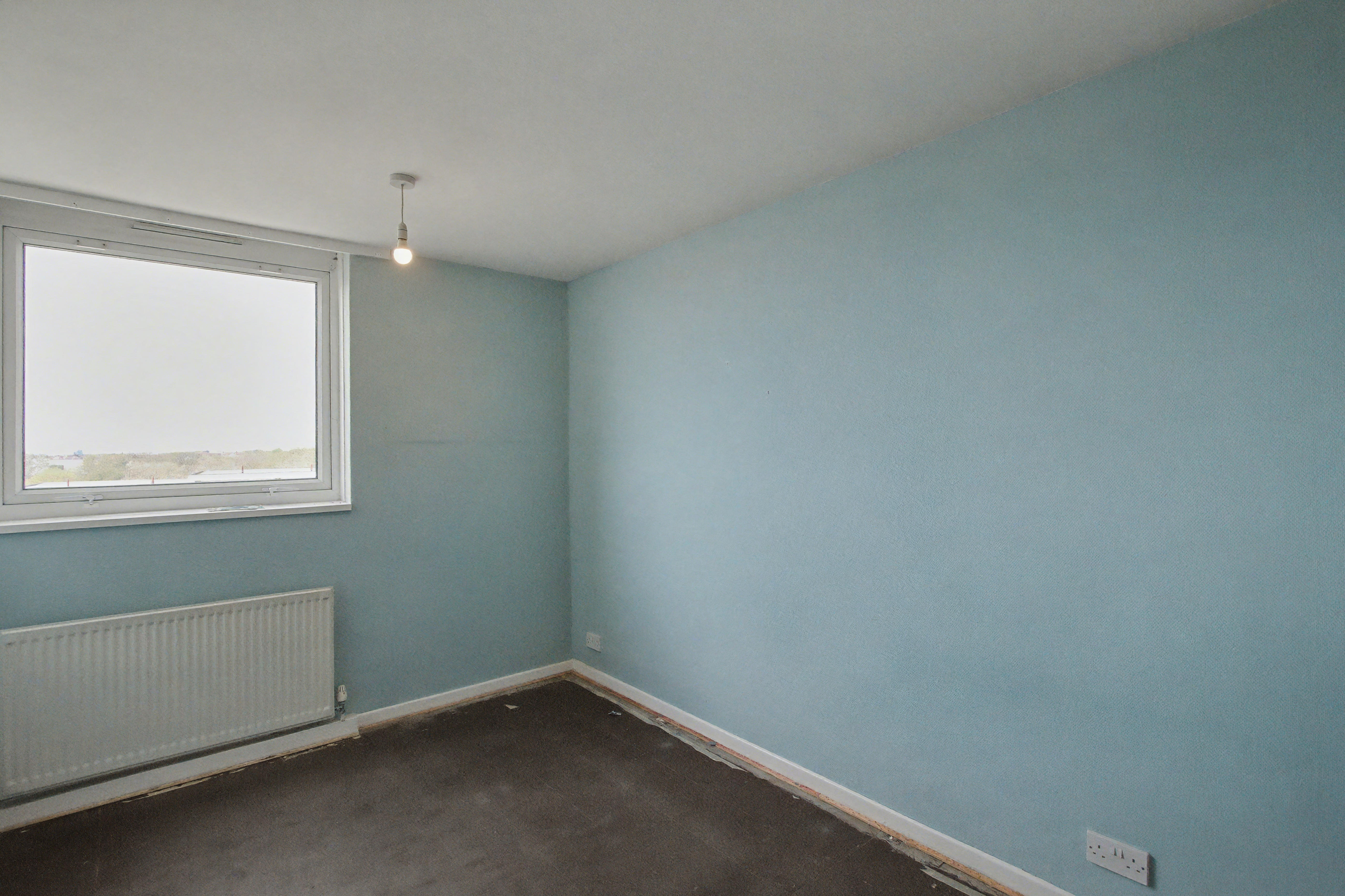 19 Victor Court, Hornchurch, Essex, RM12 4XF