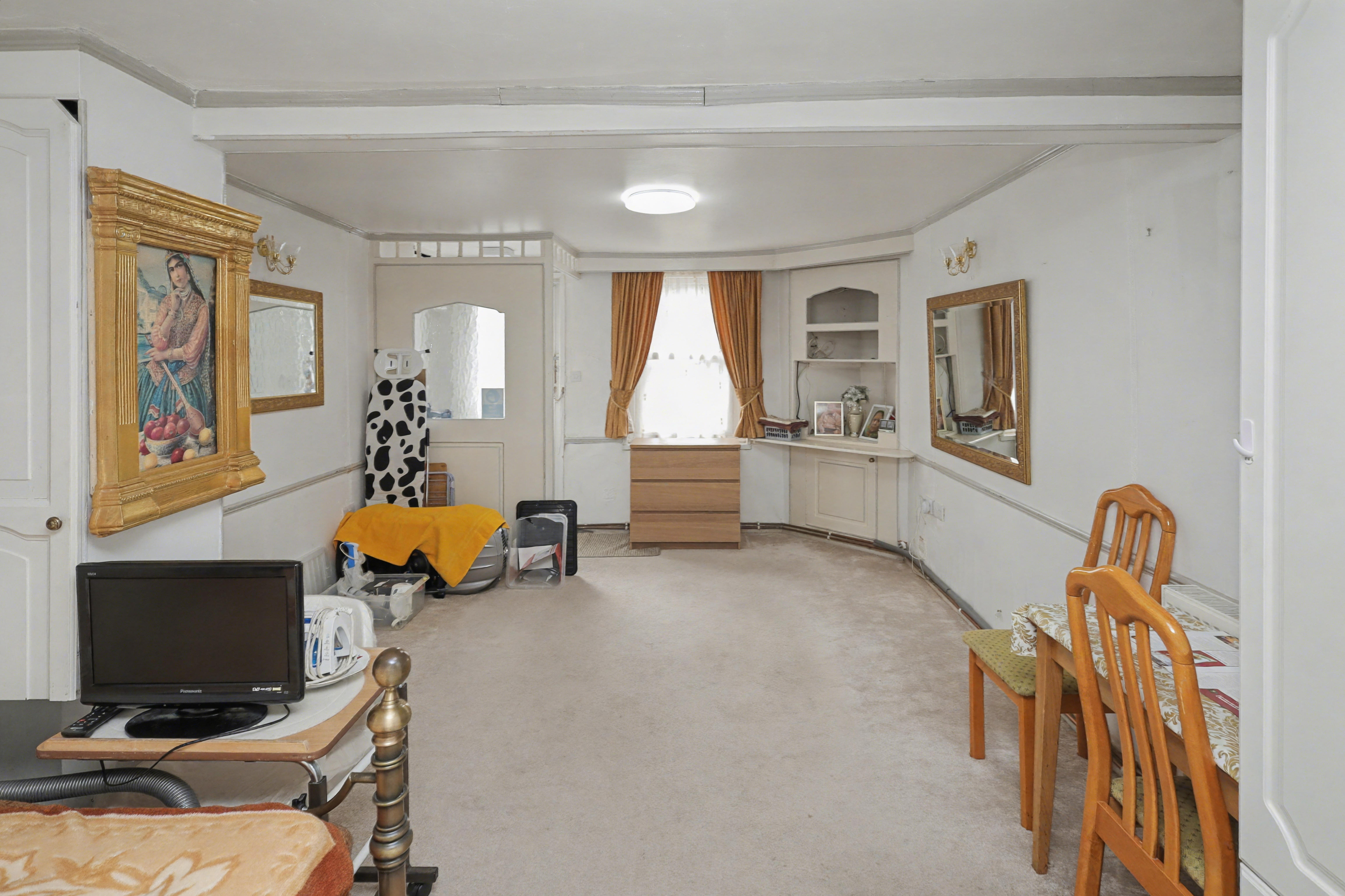 15-15A New Barn Street, Plaistow, London E13 8JZ