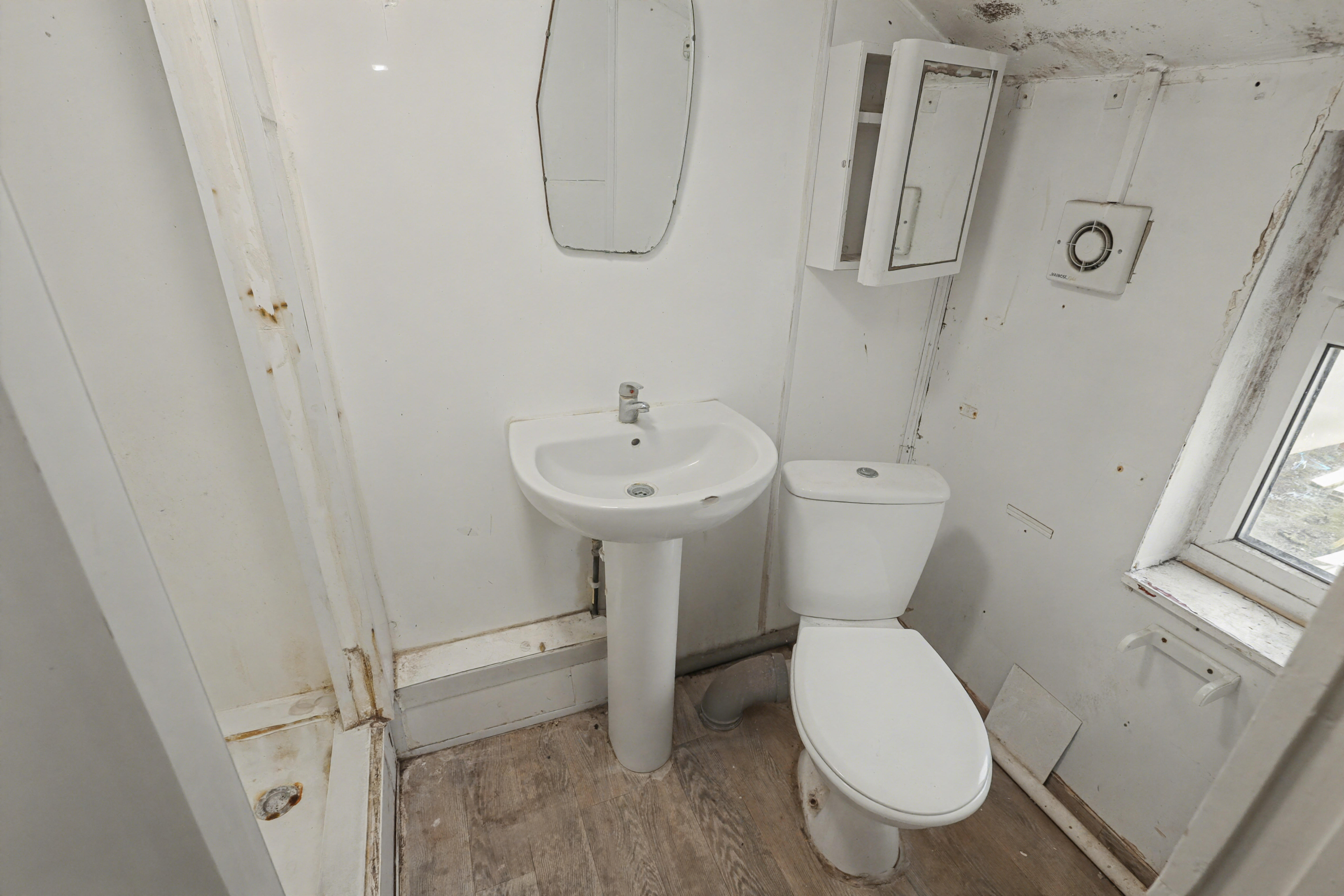 15-15A New Barn Street, Plaistow, London E13 8JZ