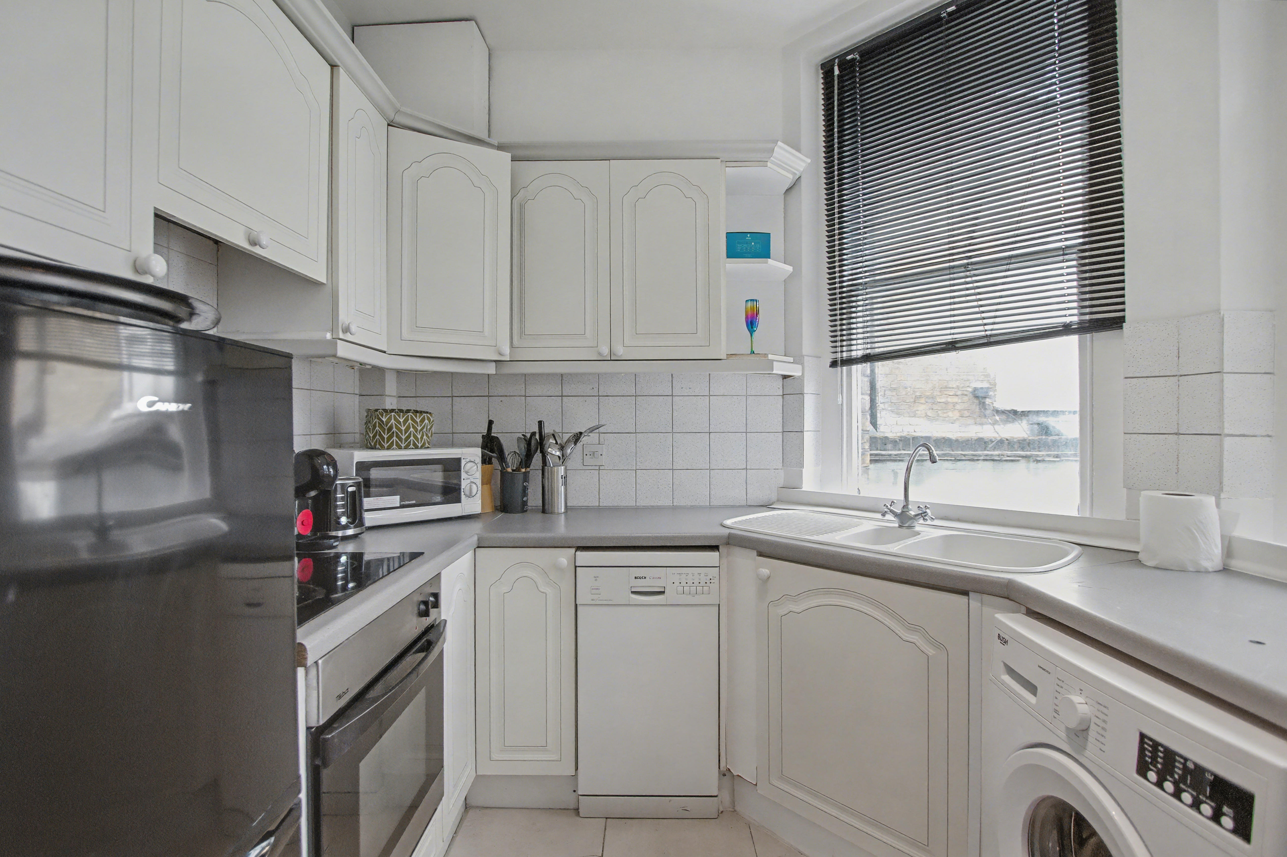 Flat 4 Strathray House, 30 Marylebone High Street, London, W1U 4PN
