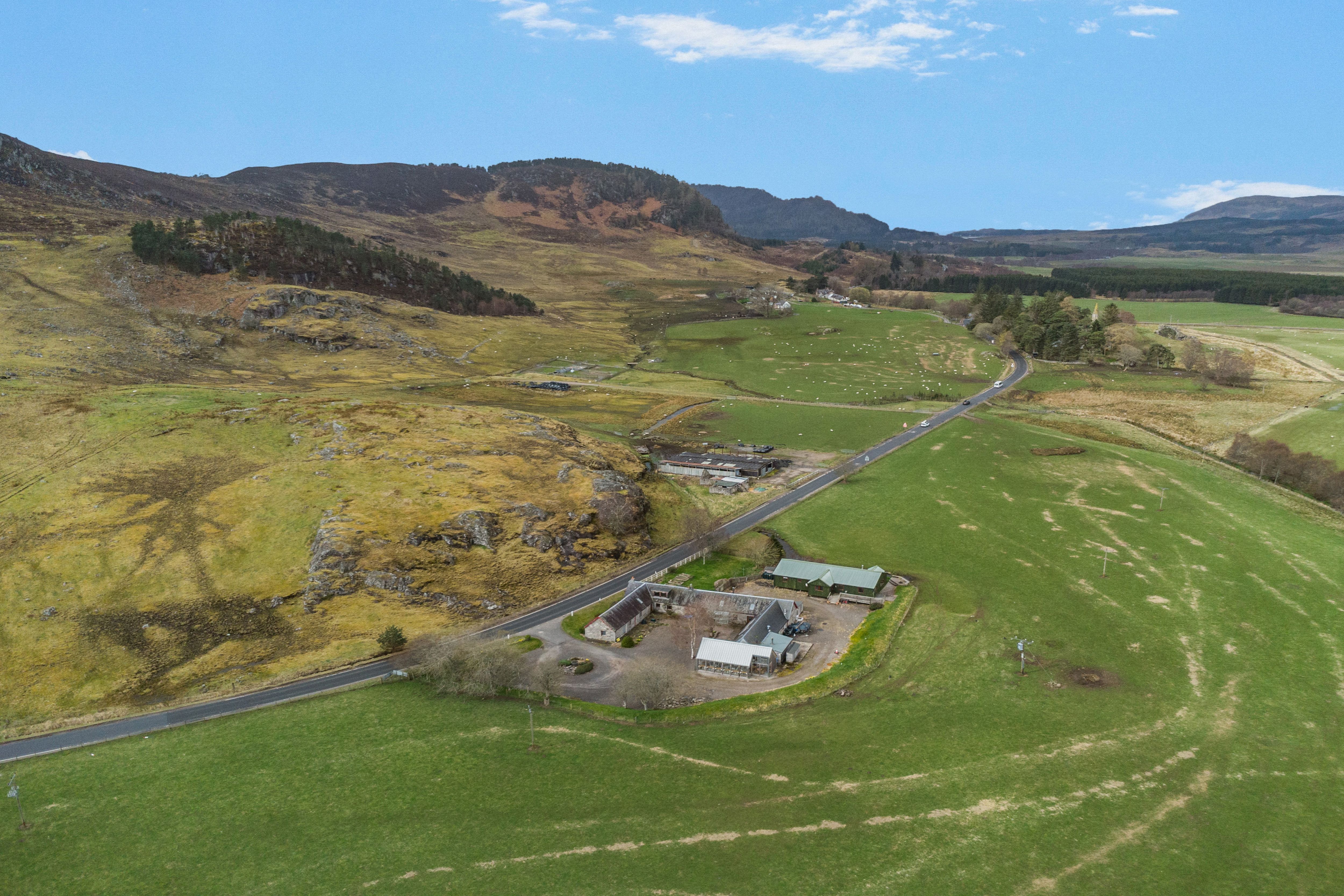 Highland Steading, 
with Cafe and Holiday Accommodation, Laggan Bridge, By Newtonmore, PH20 1BT