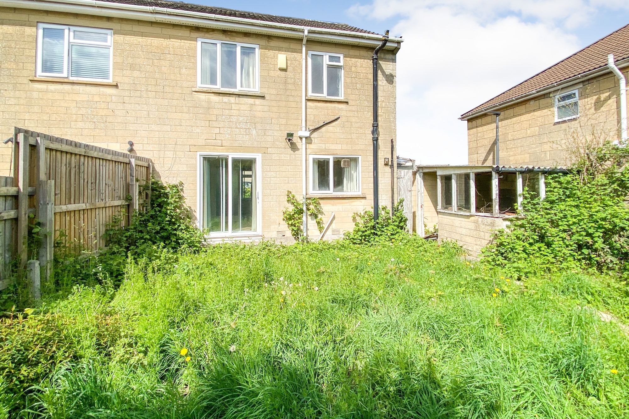 1 Belmore Gardens, Bath BA2 1HU