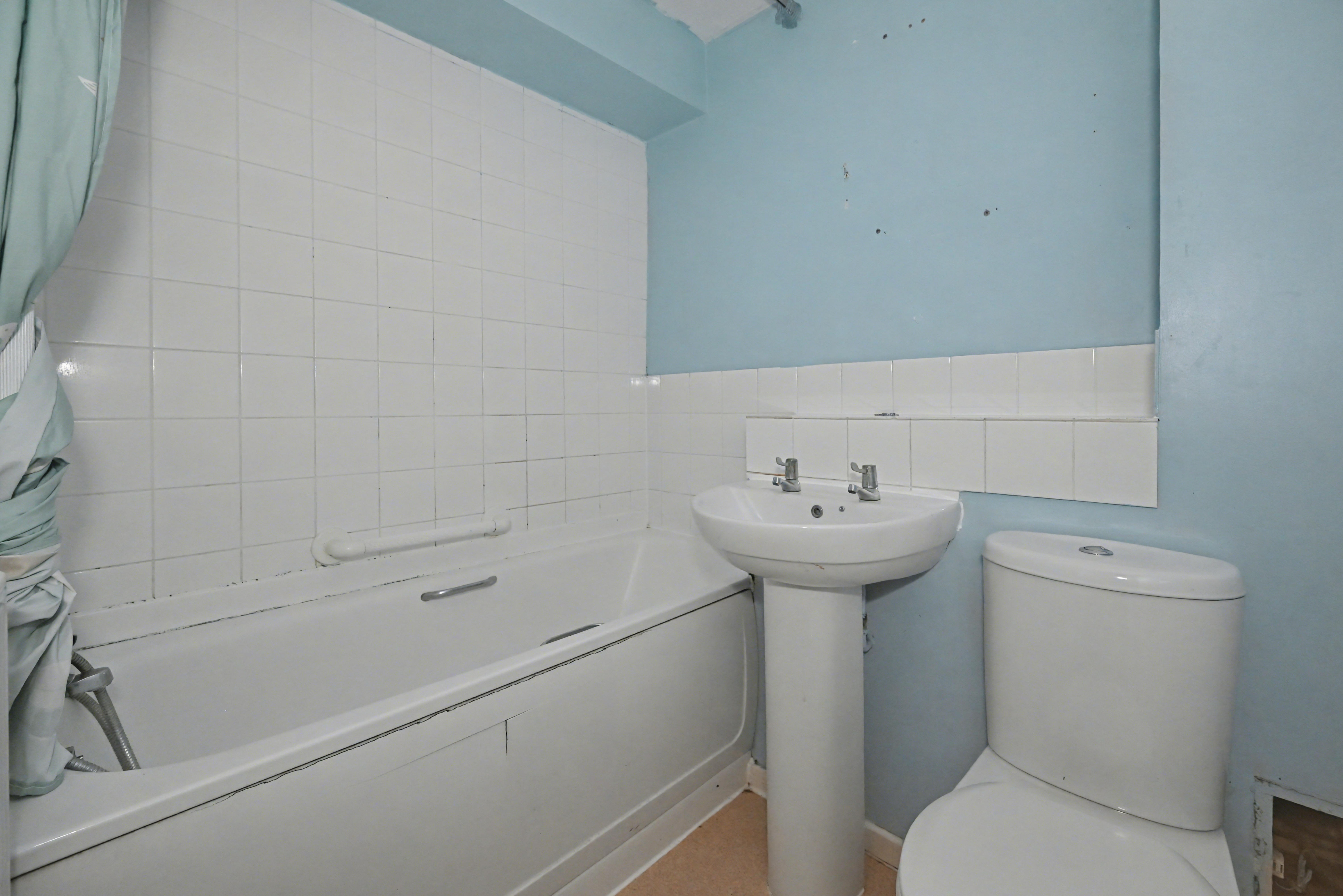 Flat 52 Kimberley, Bracknell, G12 7ZB