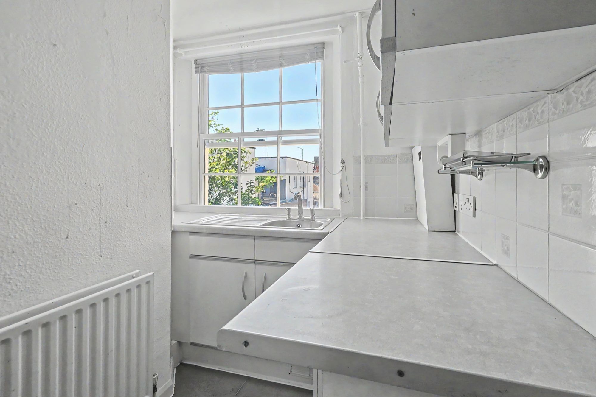 Flat D, 3 Newton Road, Bayswater, London W2 5JP