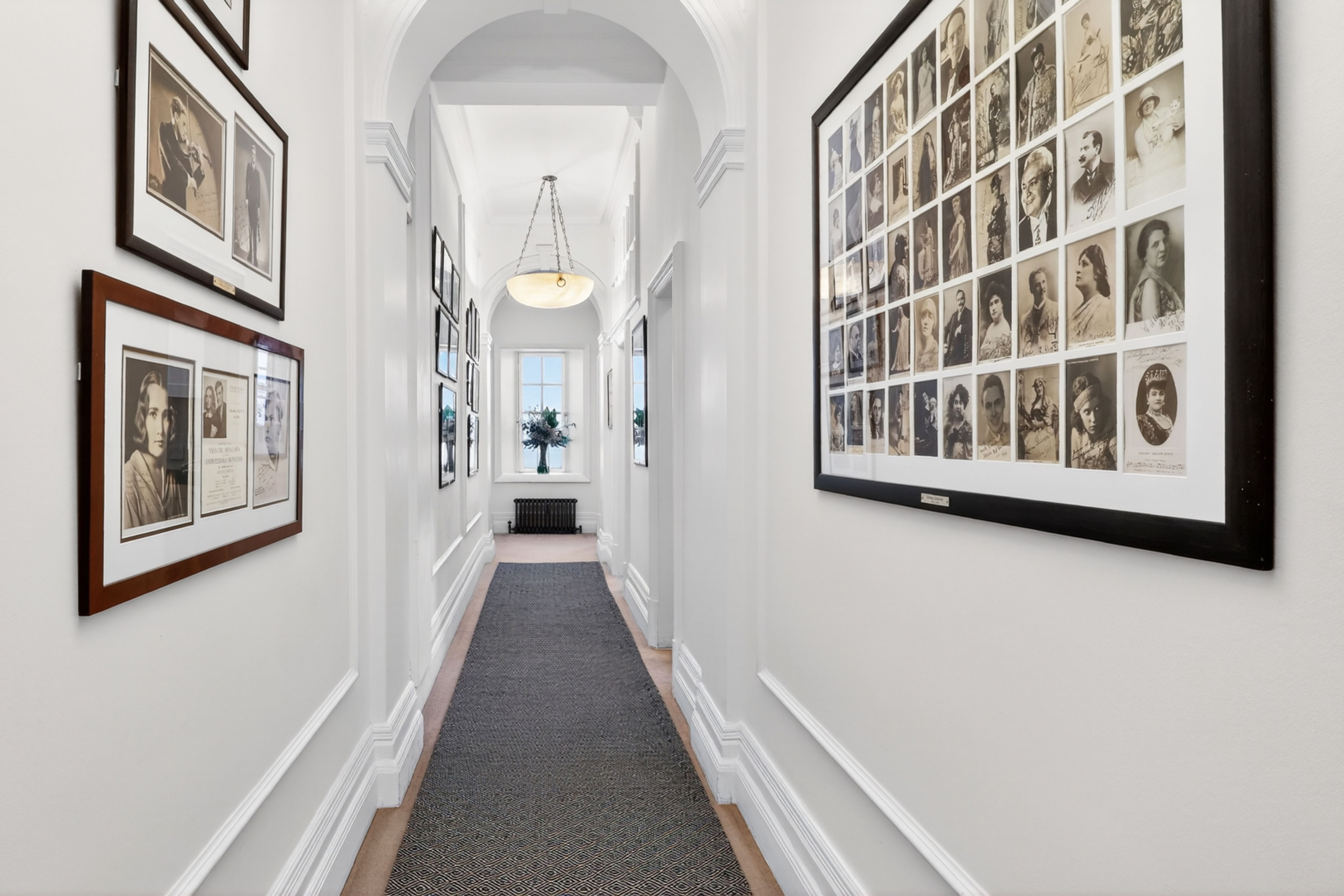30 Queen Anne Street, London W1G 8HX