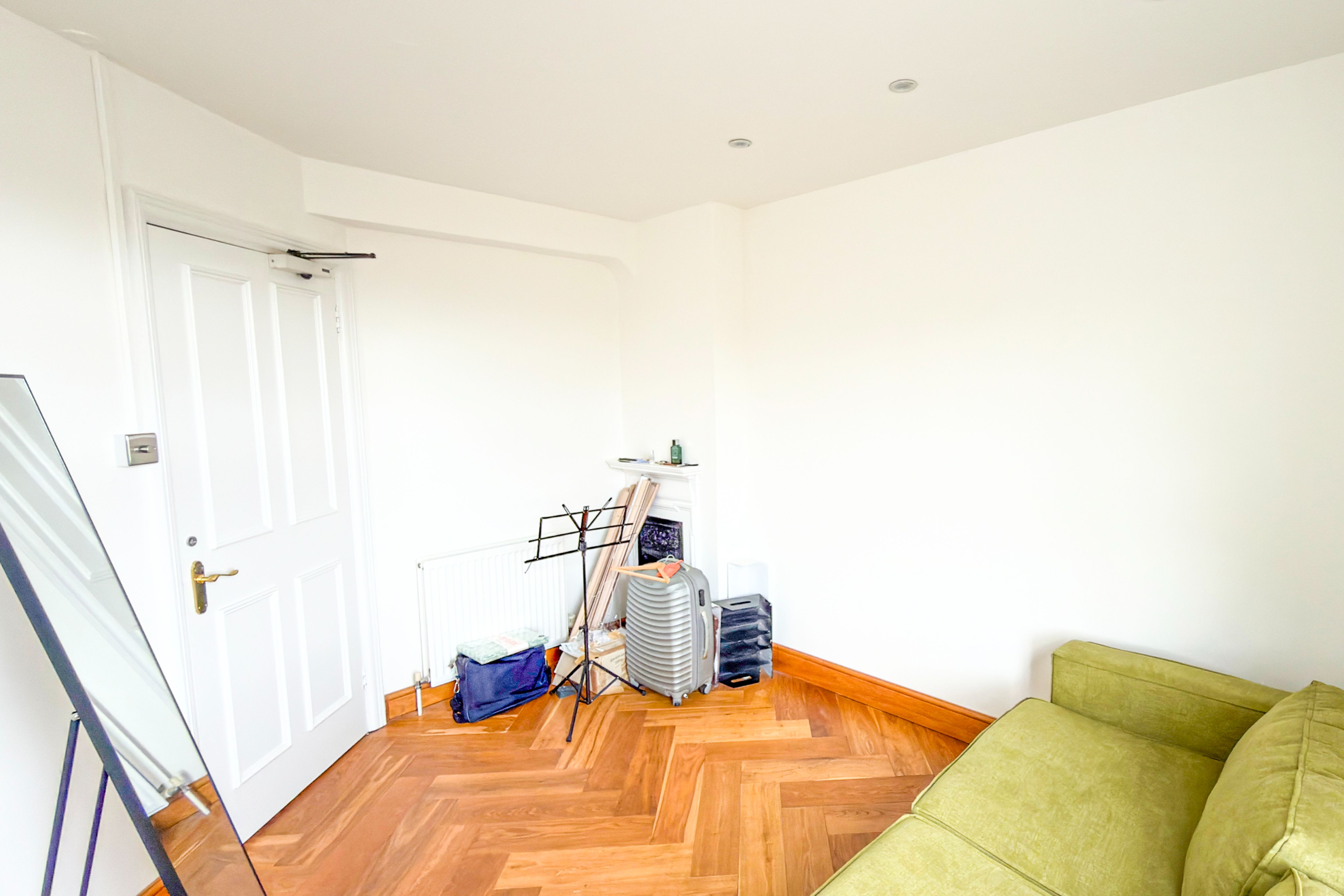 30 Queen Anne Street, London W1G 8HX