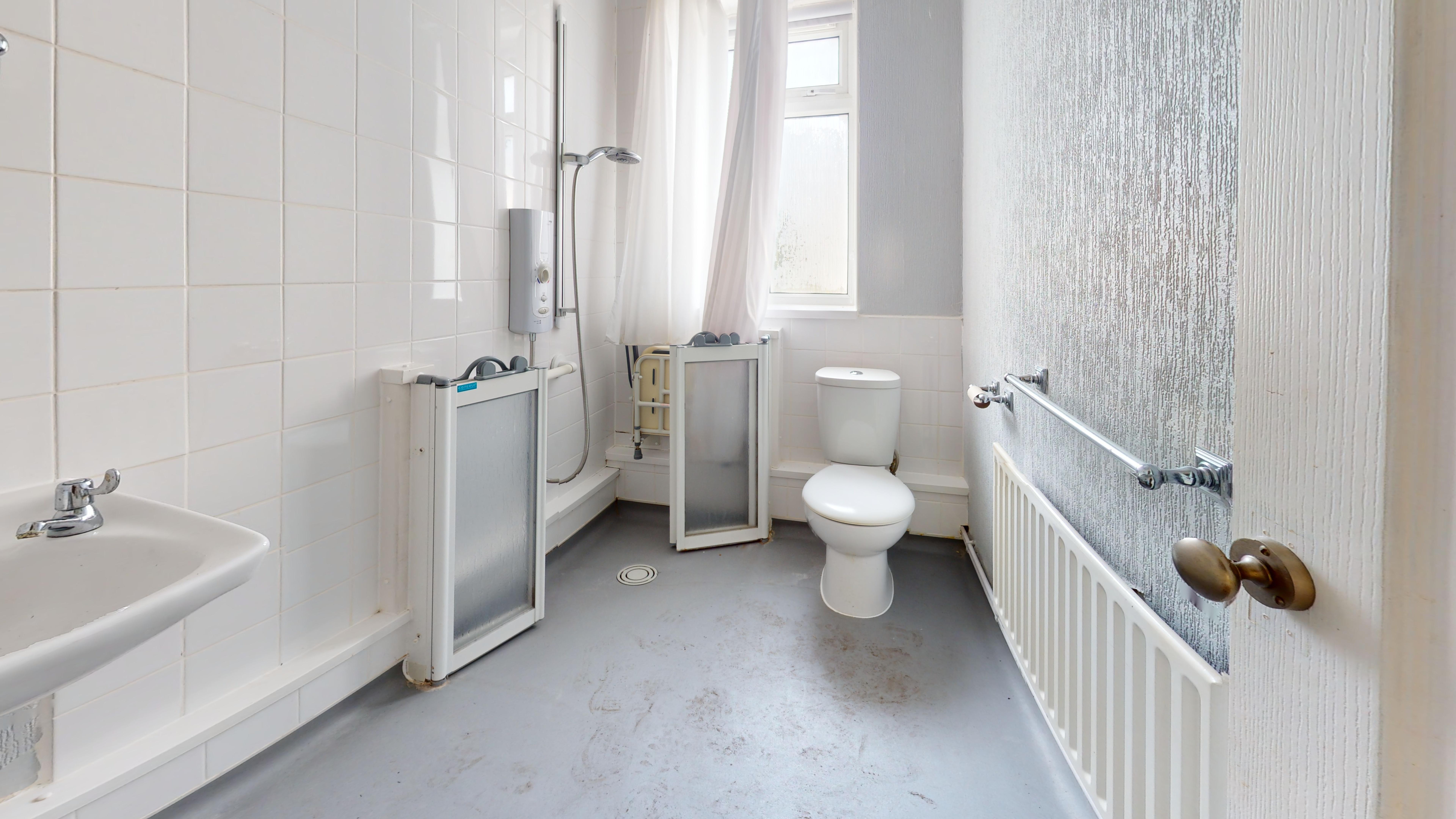 180 Markhouse Road, Walthamstow, London, E17 8BJ
