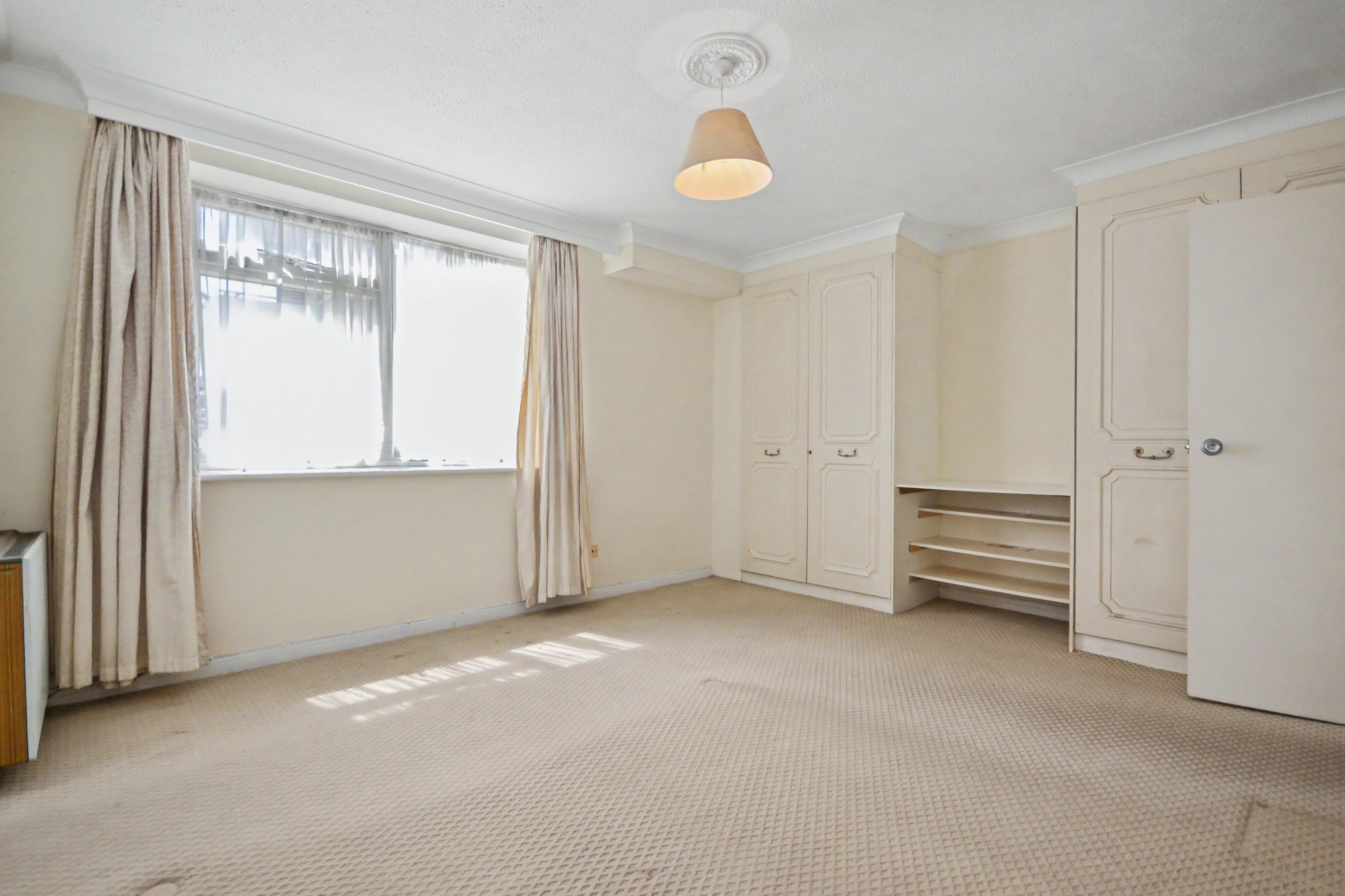 Flat 1, Forest House, 1 Russell Cotes Road, Bournemouth, BH1 3UA