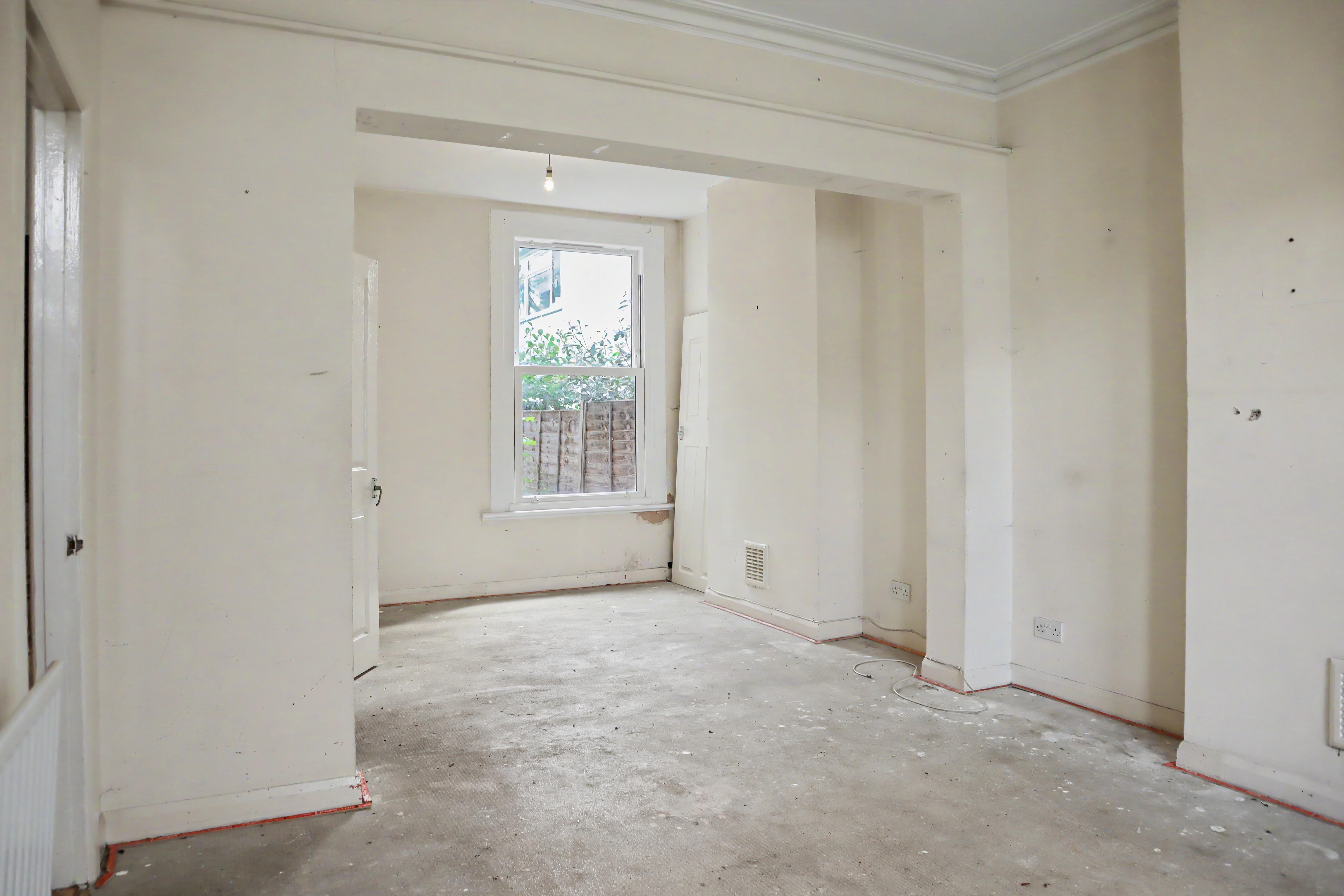 101 Eardley Road, Streatham, London SW16 6DB