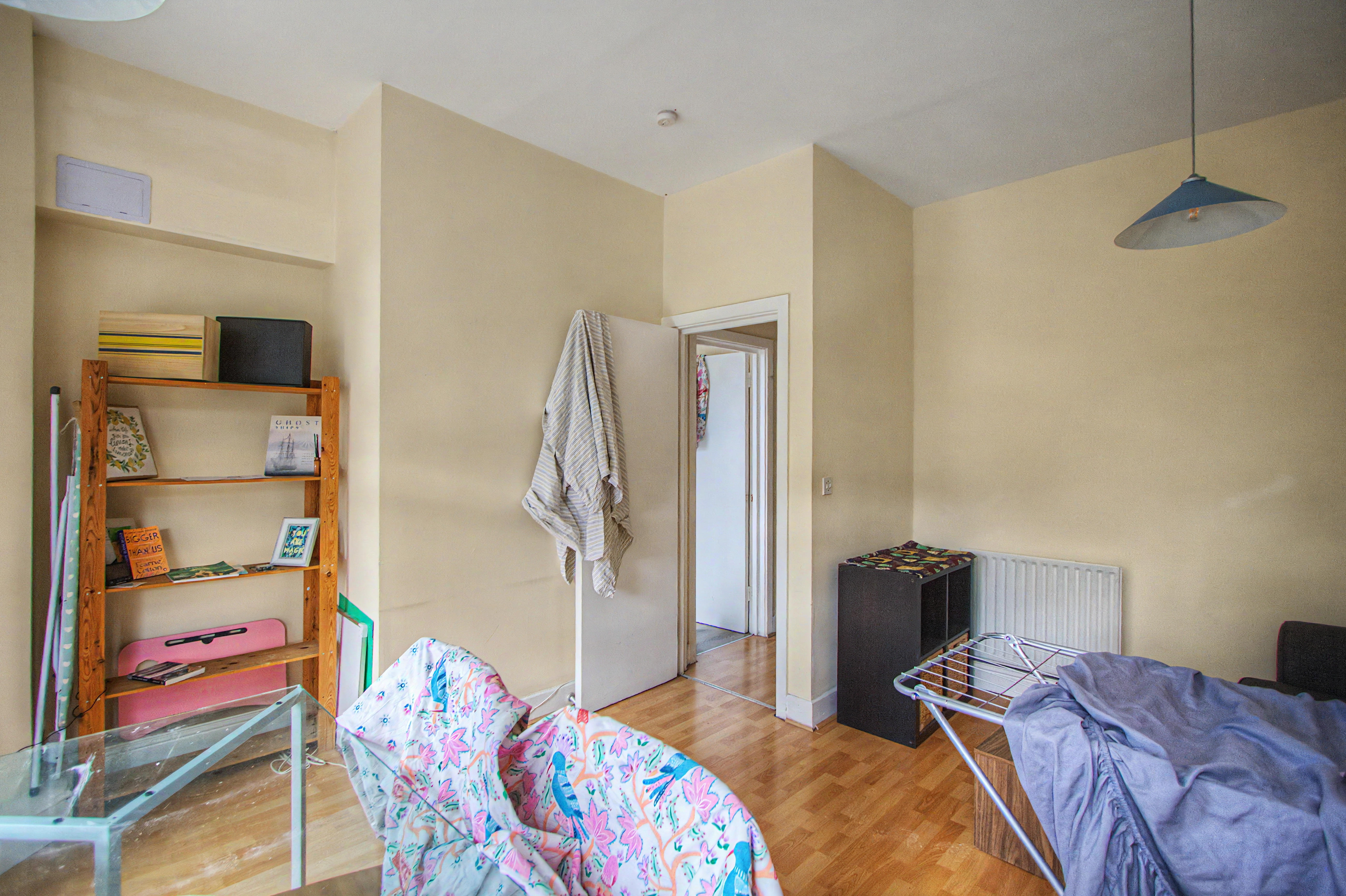 Flat B, 5 Minster Road, Cricklewood, London, NW2 3SD
