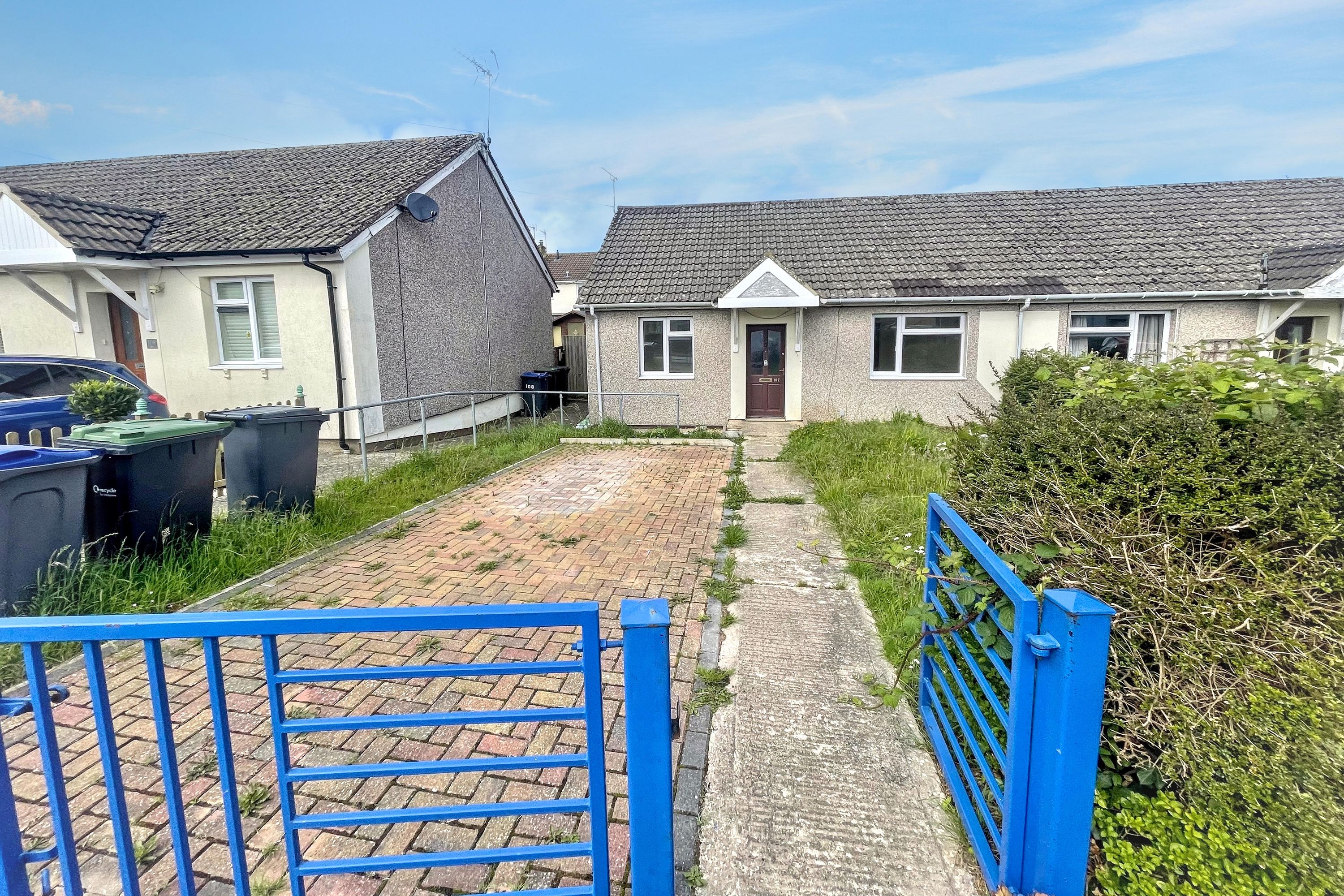 107 Parklands, Malmesbury, Wiltshire, SN16 0QL