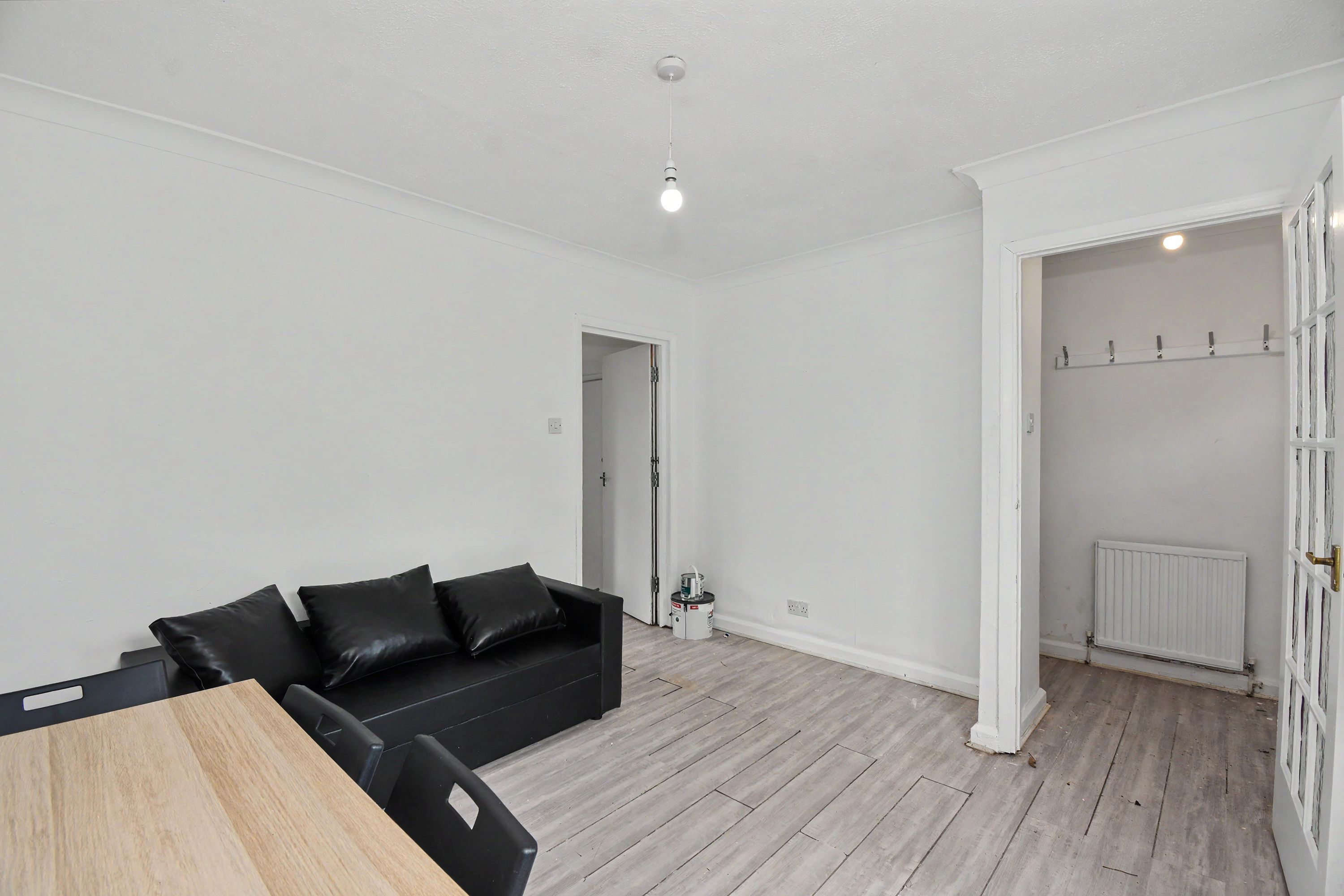 71 Moreland Avenue, Colnbrook, Slough SL3 0LL