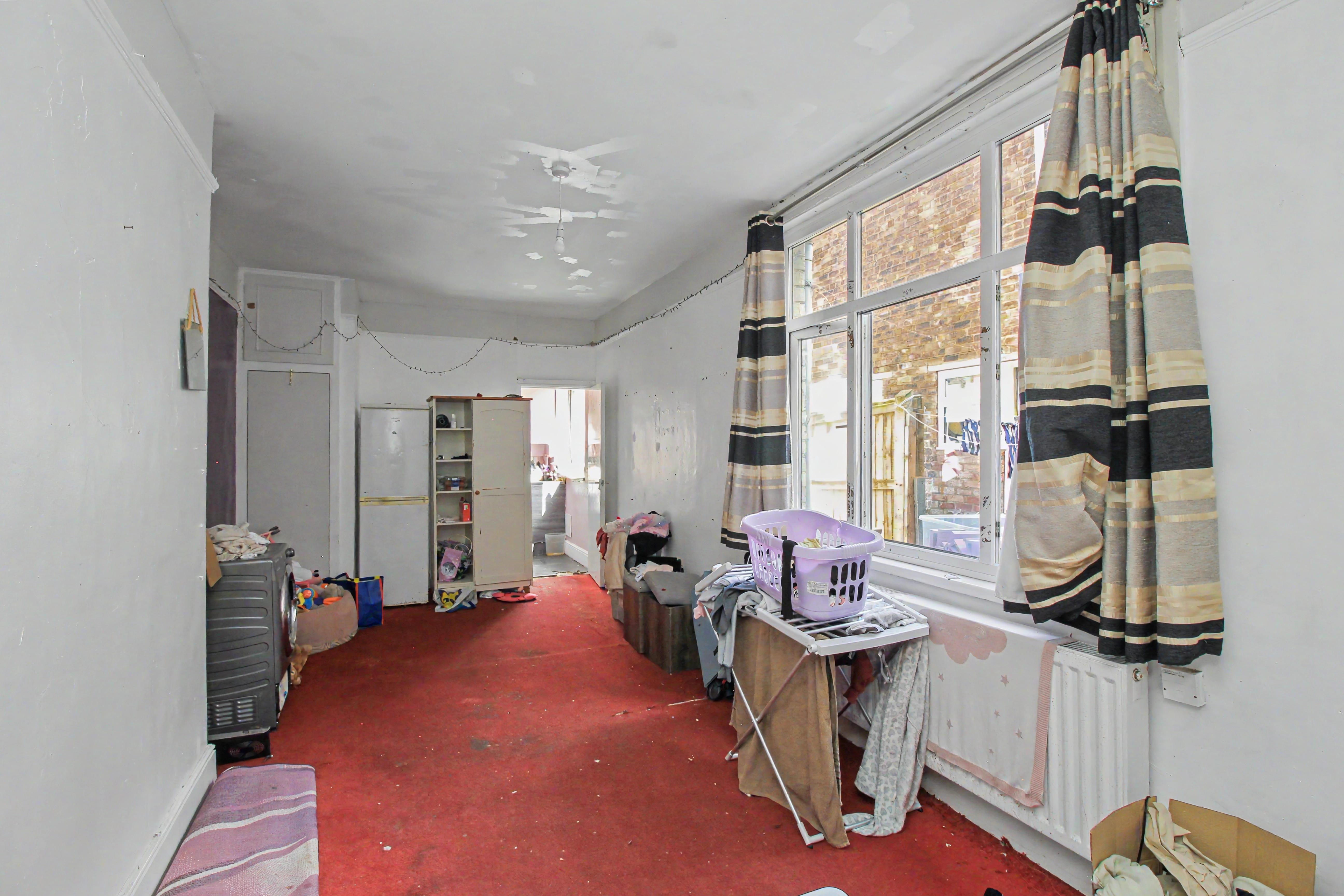229 Hainton Avenue, Grimsby, DN32 9LD