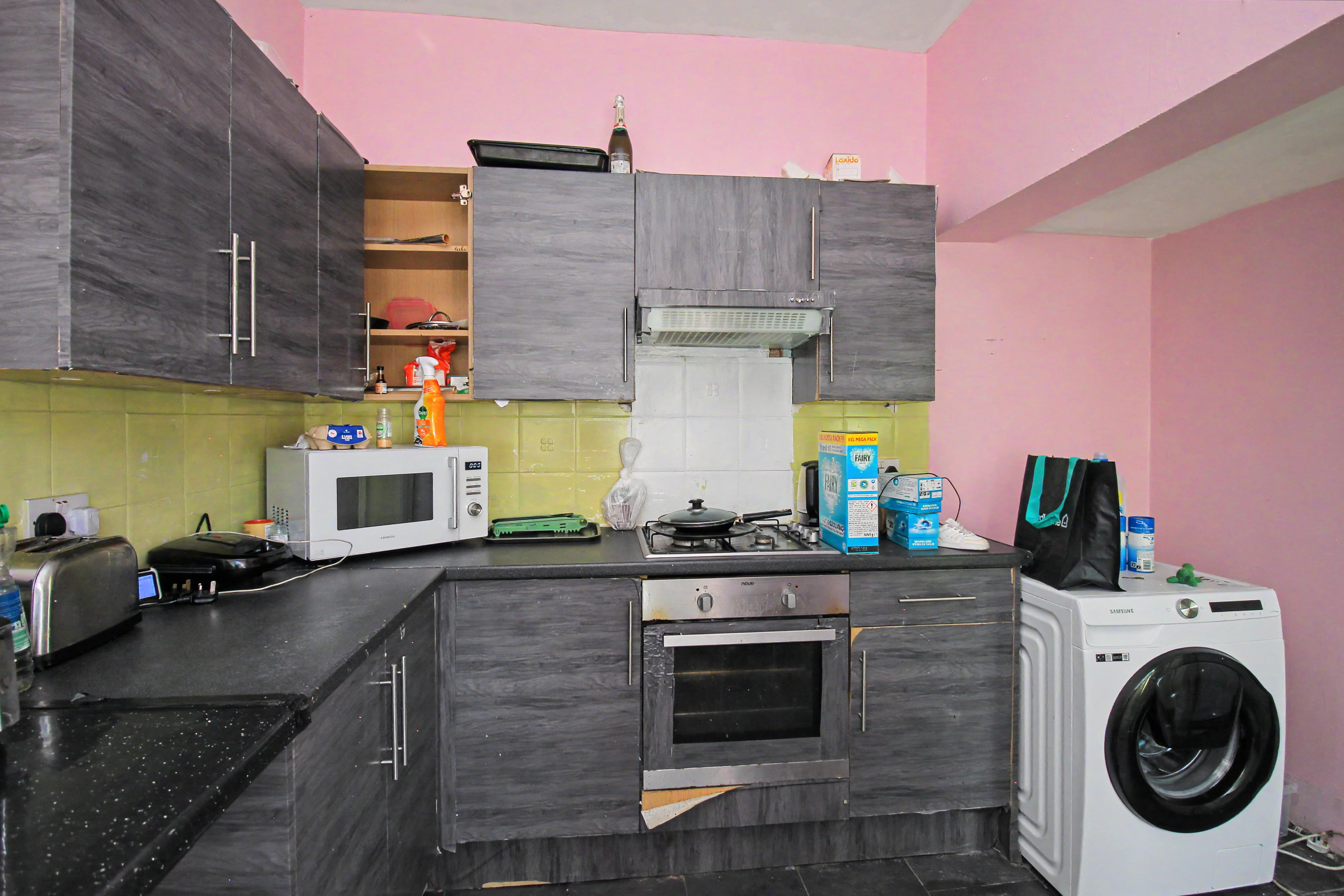 229 Hainton Avenue, Grimsby, DN32 9LD