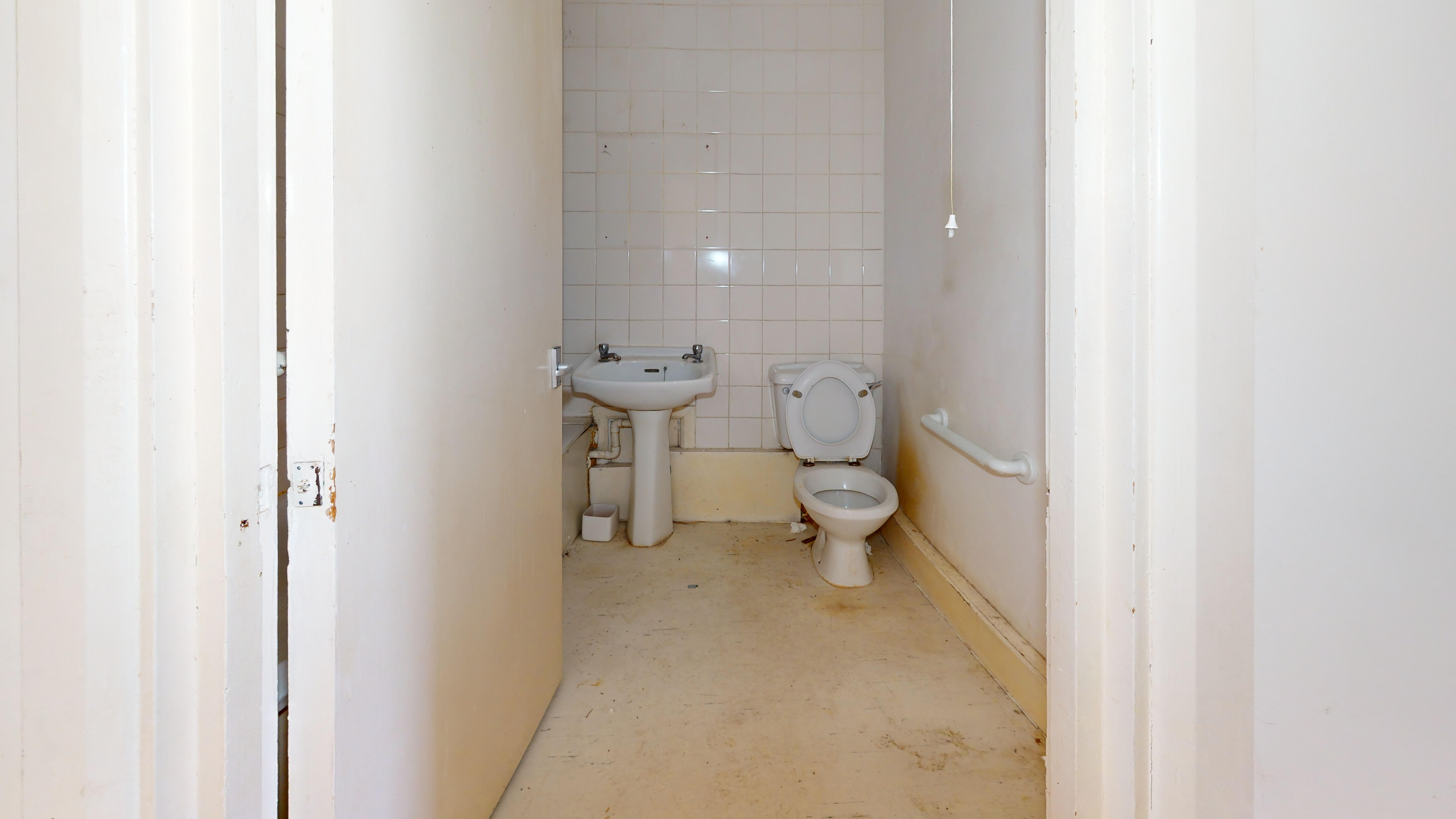 Flat E, 62 Alderney Street, Pimlico, London, SW1V 4EX