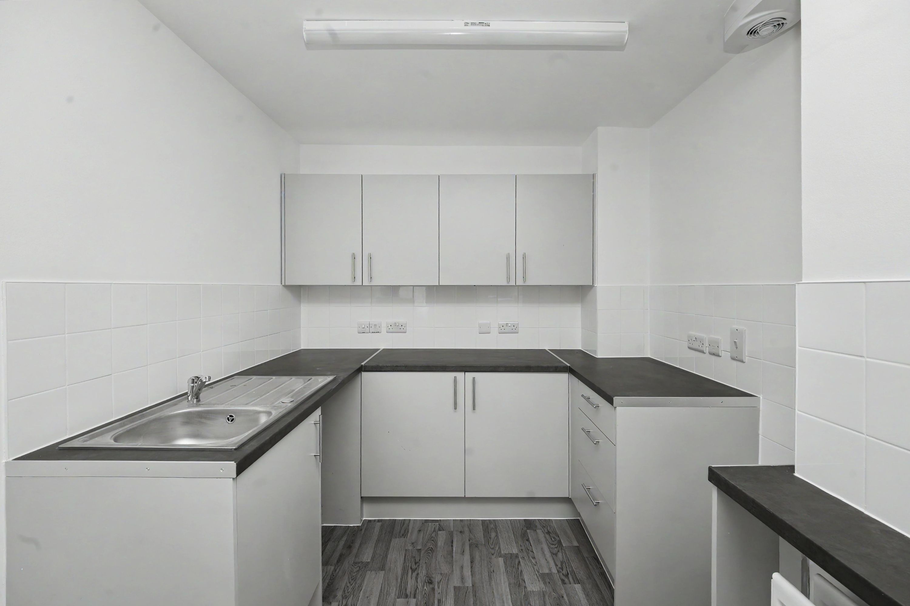 Flat 2, 16 Nevern Place, Earls Court, London SW5 9PR