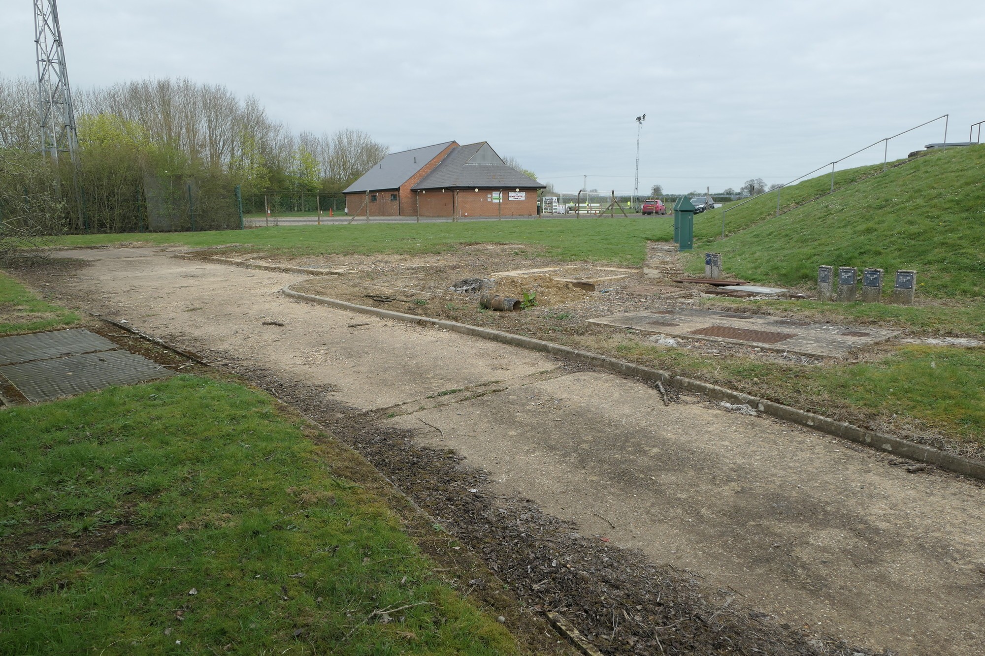Former Covered Reservoir Site, Buckingham Road, Gawcott, near Buckingham, Buckinghamshire MK18 4JD
