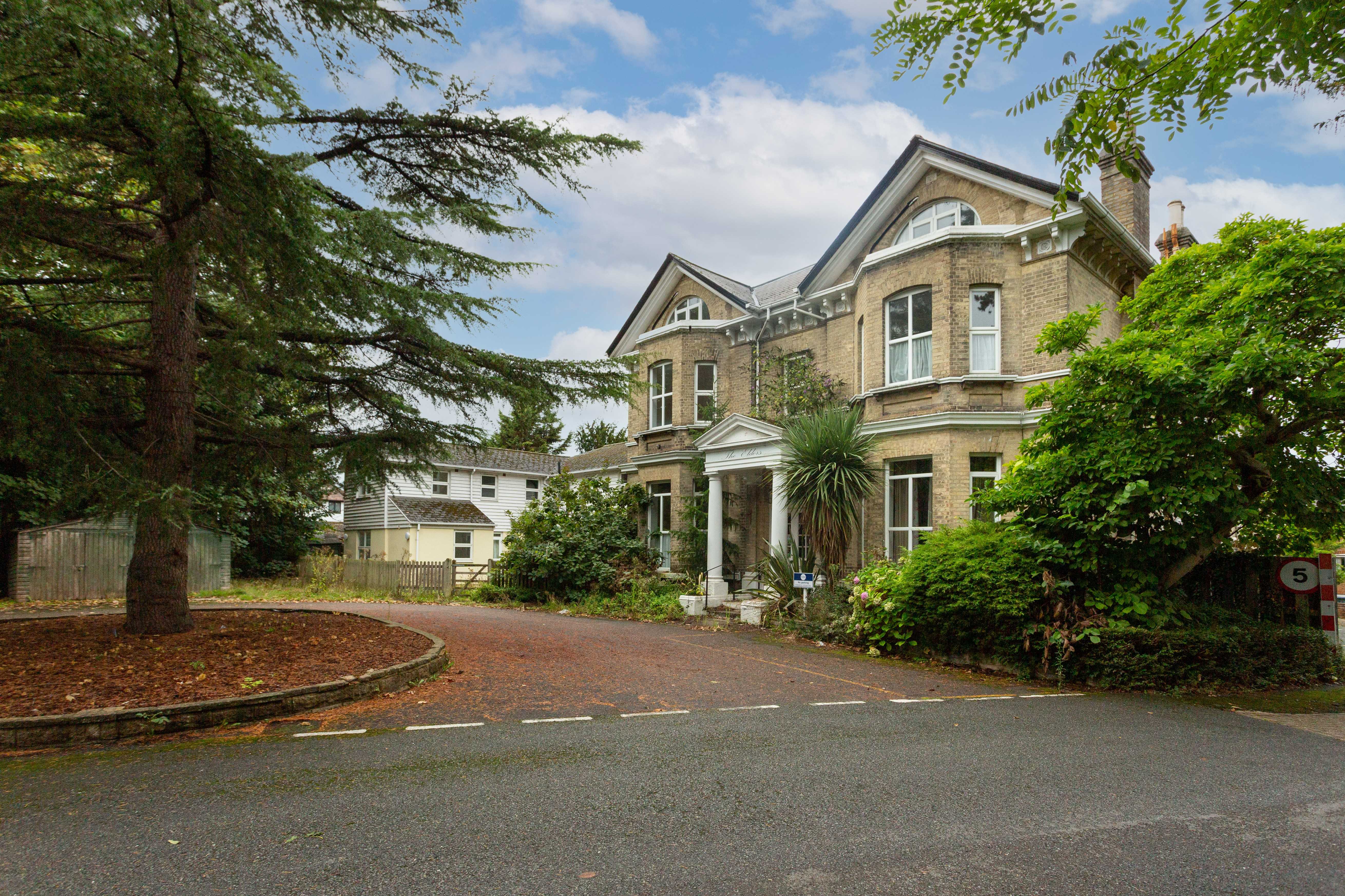 The Elders, Epsom Road, Ewell, Surrey KT17 1JT

