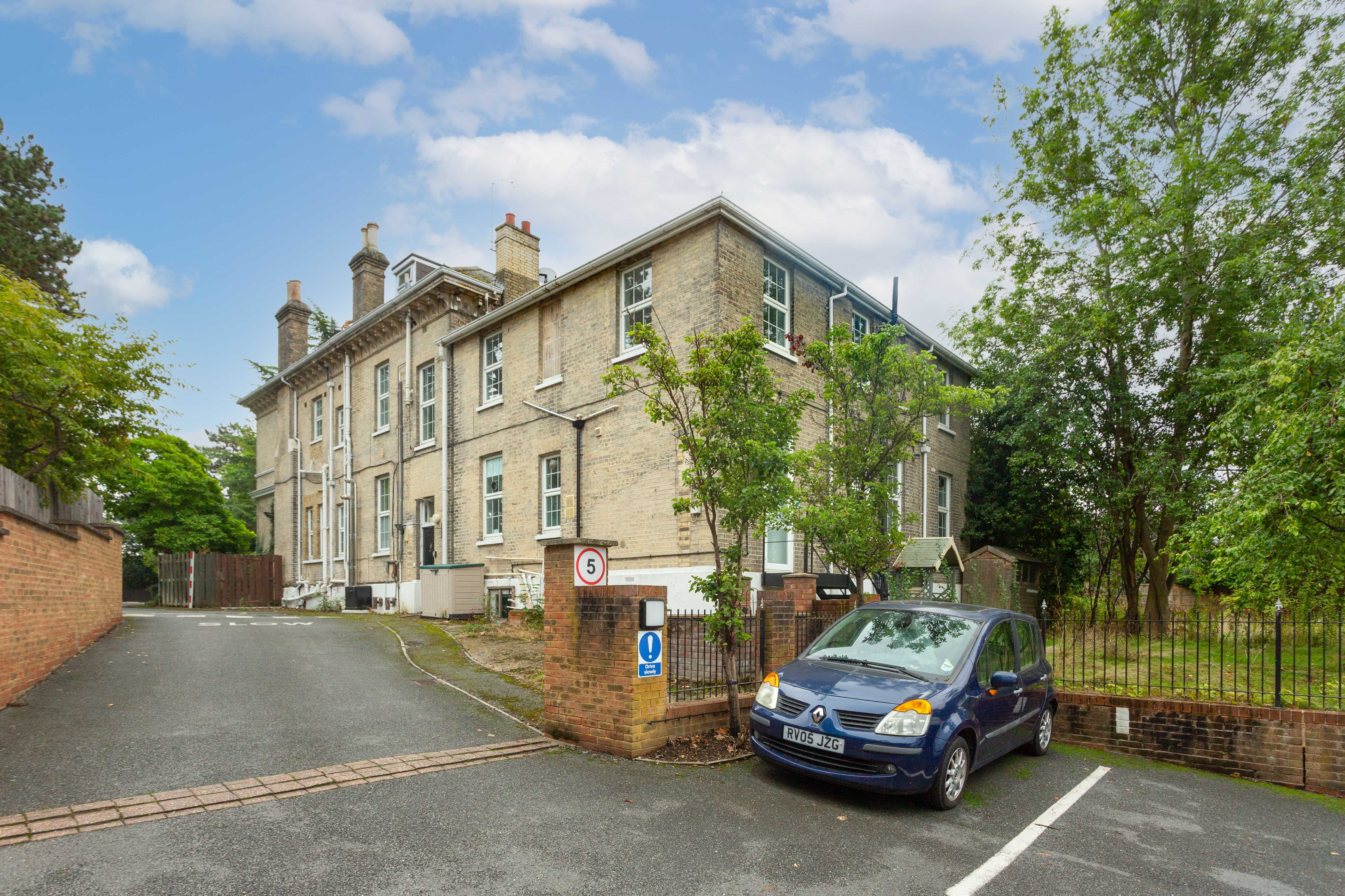 The Elders, Epsom Road, Ewell, Surrey KT17 1JT
