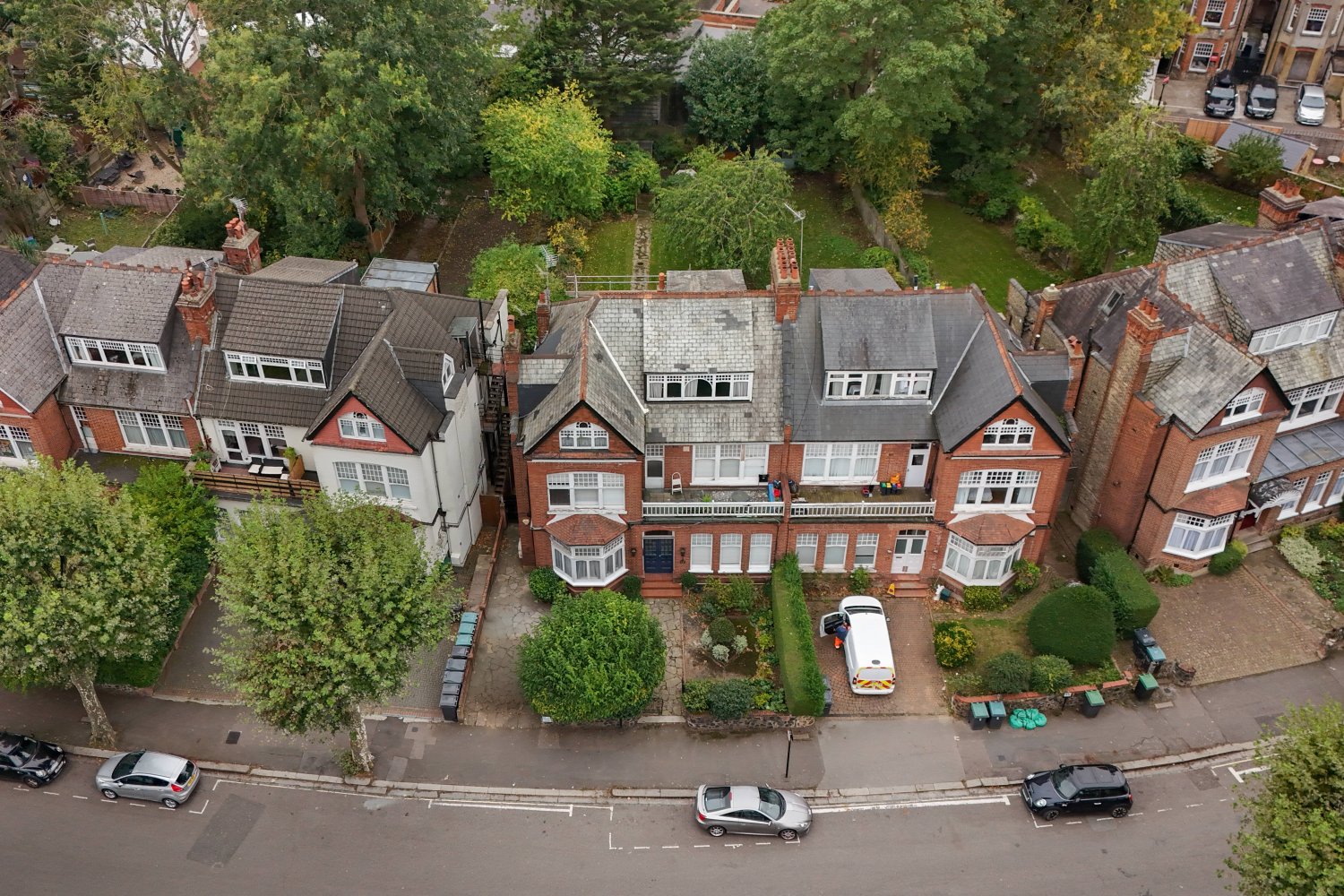 Savills Property Auctions | 13 Princes Avenue, Muswell Hill