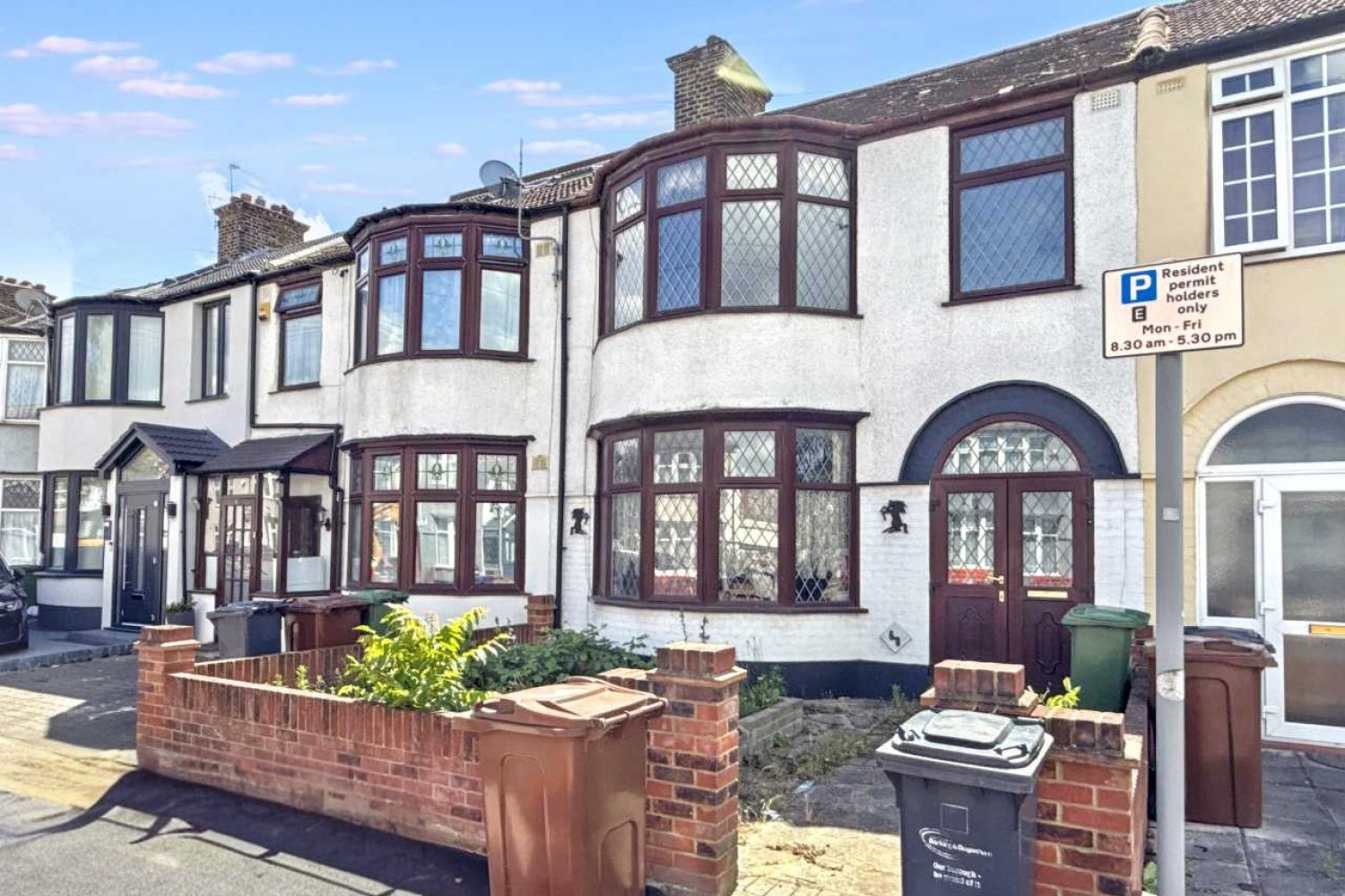 Three Bedroom Mid Terraced House