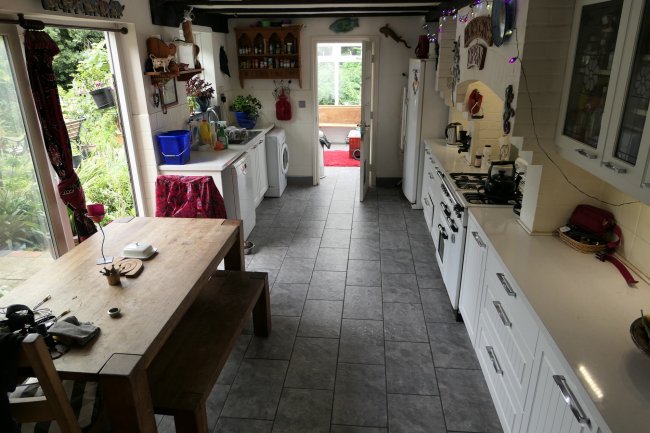 131 Friern Barnet Road, Friern Barnet, London N11 3DY 7