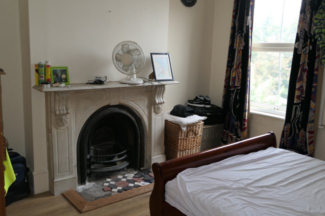 131 Friern Barnet Road, Friern Barnet, London N11 3DY 7