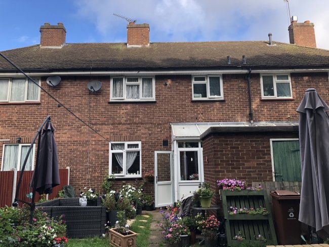 91 Huxley Road, Leyton, London E10 5QX 5