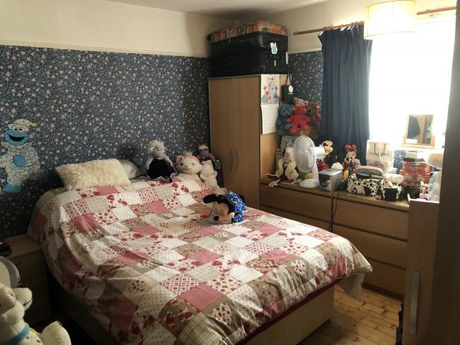 91 Huxley Road, Leyton, London E10 5QX 5