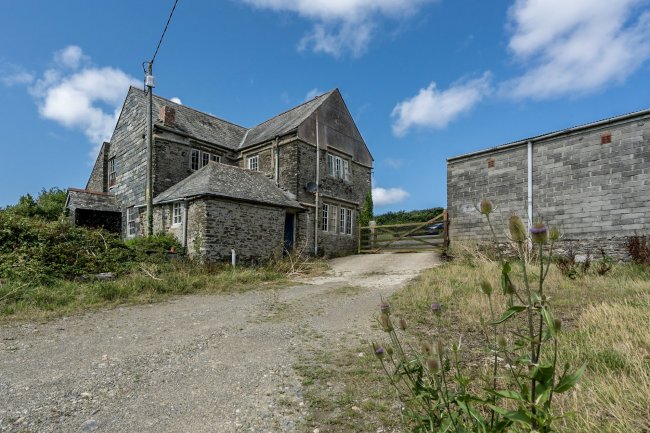 Trenearne Farm, Padstow, Cornwall PL28 8JA 7