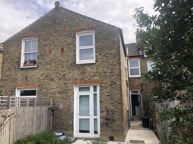 44 Honeybrook Road, Balham, London SW12 0DW 5