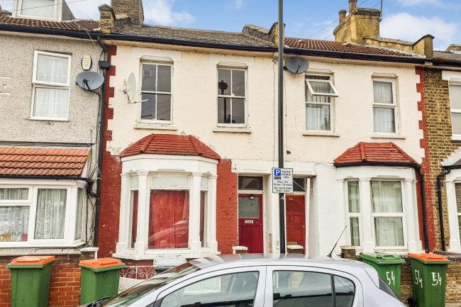 56 Pond Road, Stratford, London E15 3BE 1