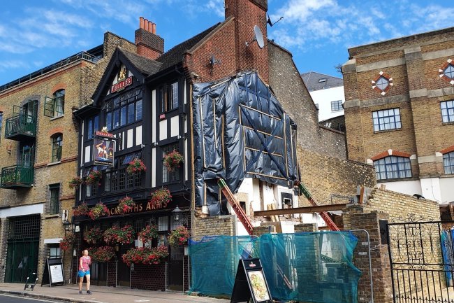 259 Rotherhithe Street, Rotherhithe, London SE16 5EJ 7