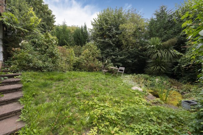 1 and 3 Highgate Avenue, Highgate, London N6 5RX 1