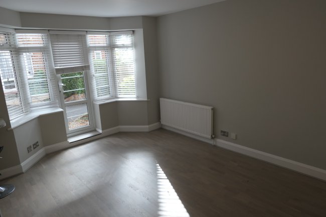 13 Hastings House, Hastings Road, West Ealing, London W13 8QZ 3