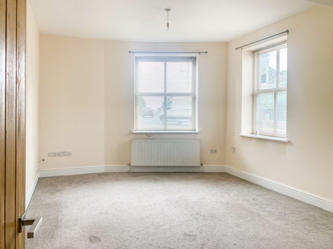 1 Junction Mews, Mottram Moor, Mottram, Hyde, SK14 6LA 7