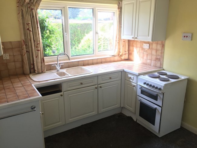 7 Leacroft, Sunningdale, Berkshire SL5 0NZ 5