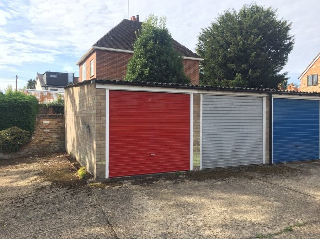 7 Leacroft, Sunningdale, Berkshire SL5 0NZ 5