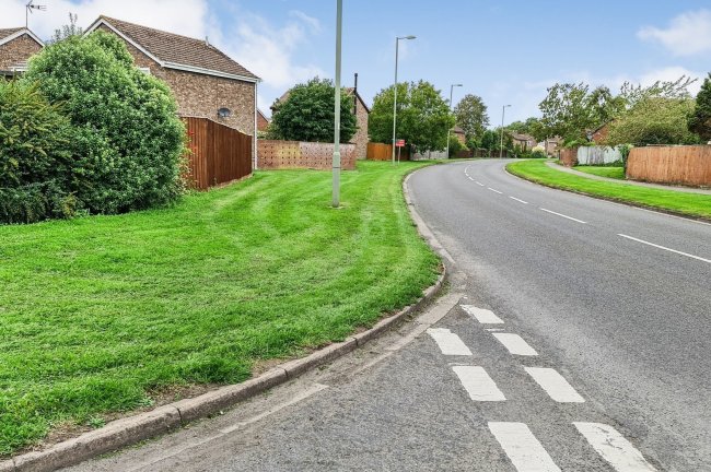 Land at Brereton Drive adj 1 Collet Way, Wantage, Oxfordshire, OX12 0NT 1