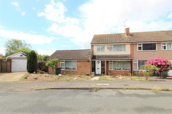 28 Cedarwood Drive, Tuffley, Gloucester, Gloucestershire GL4 0AG 1